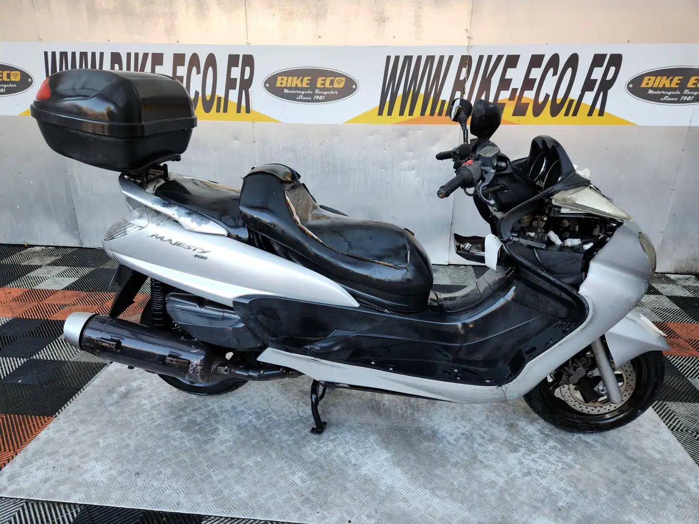 Yamaha Majesty 400 Gris - 1