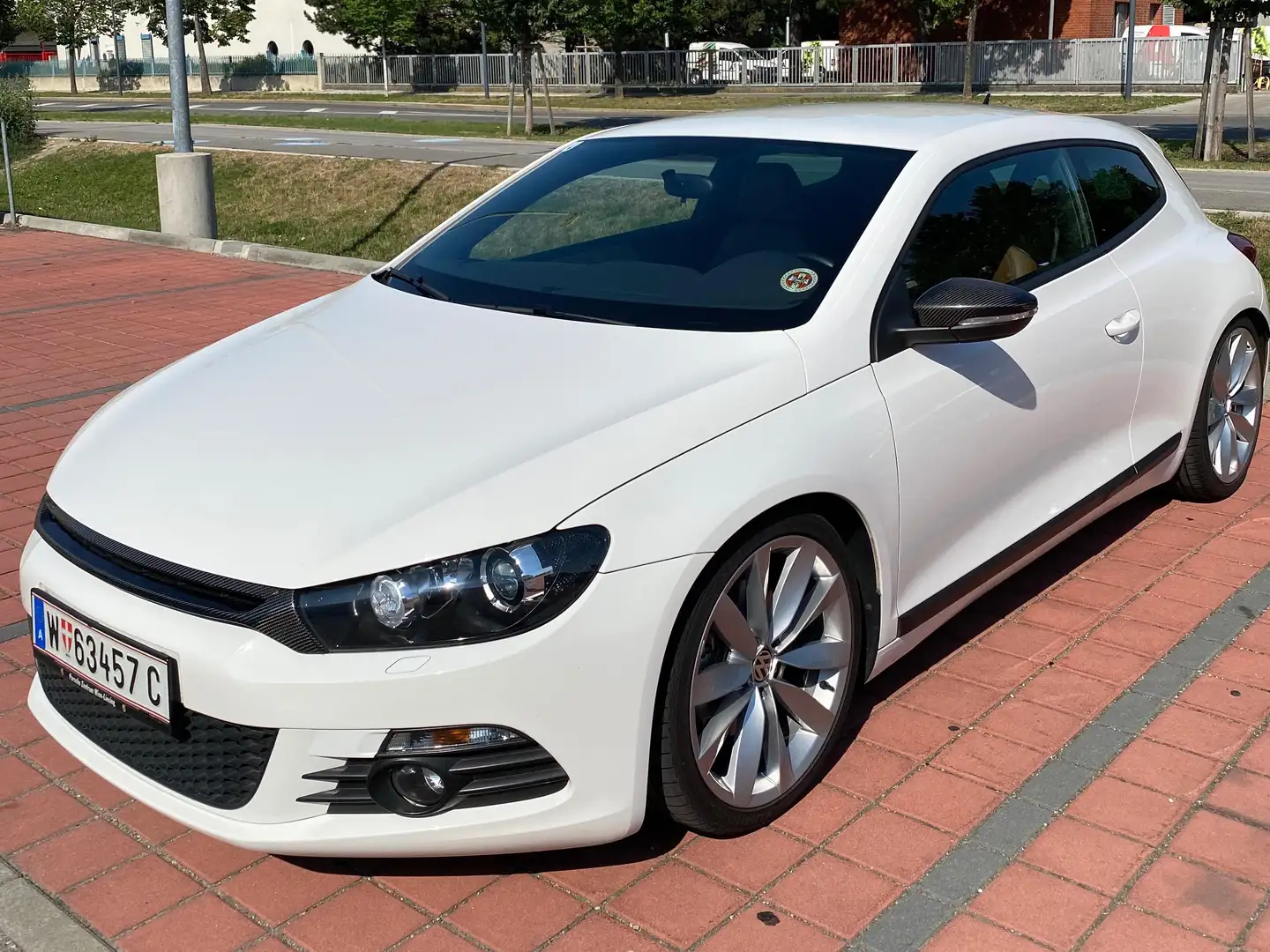 Volkswagen Scirocco Scirocco 2,0 TSI DSG Weiß - 1
