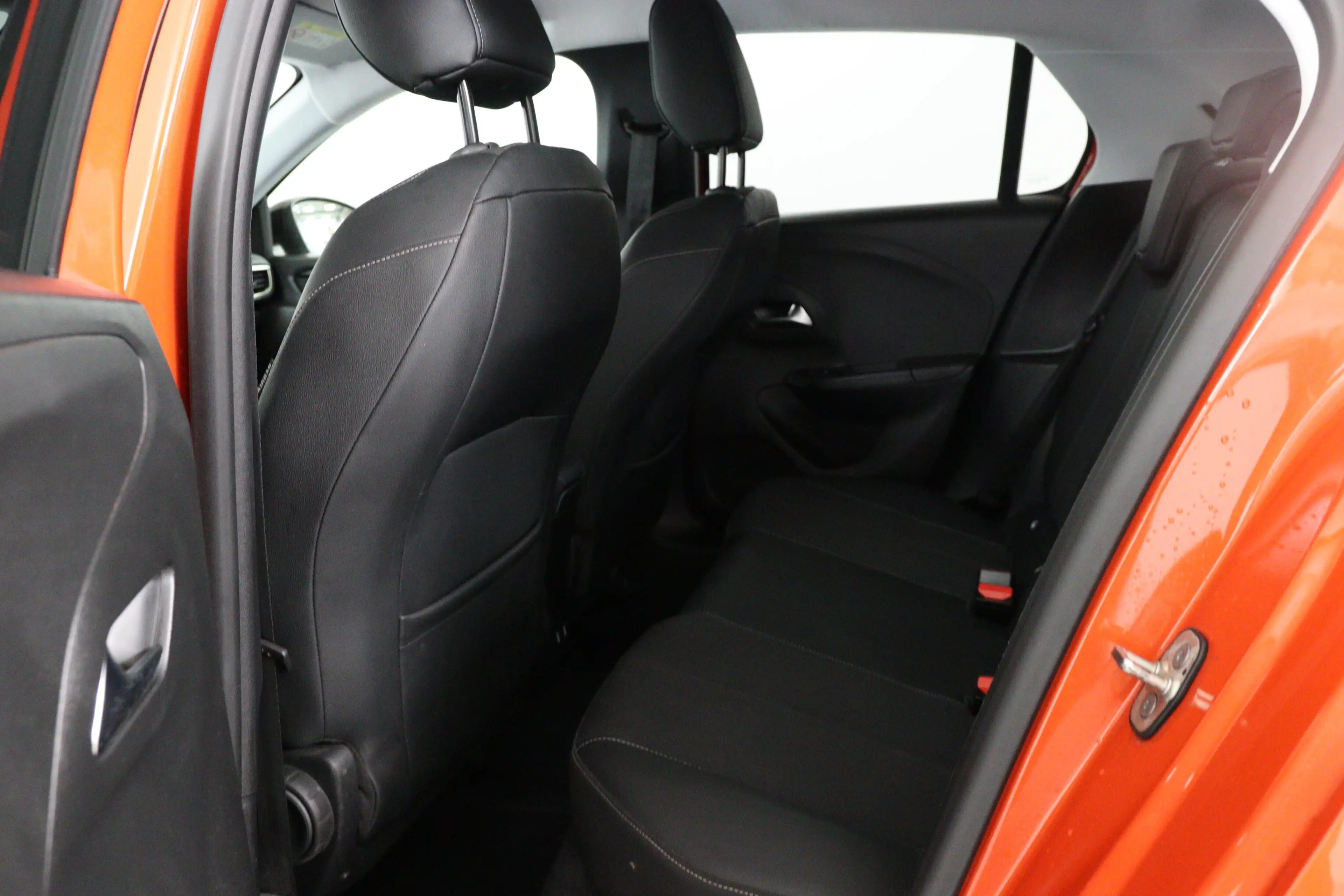 Opel Corsa-e Elegance 50 kWh | Adaptive Cruise | Keyless | Clim — photo 21