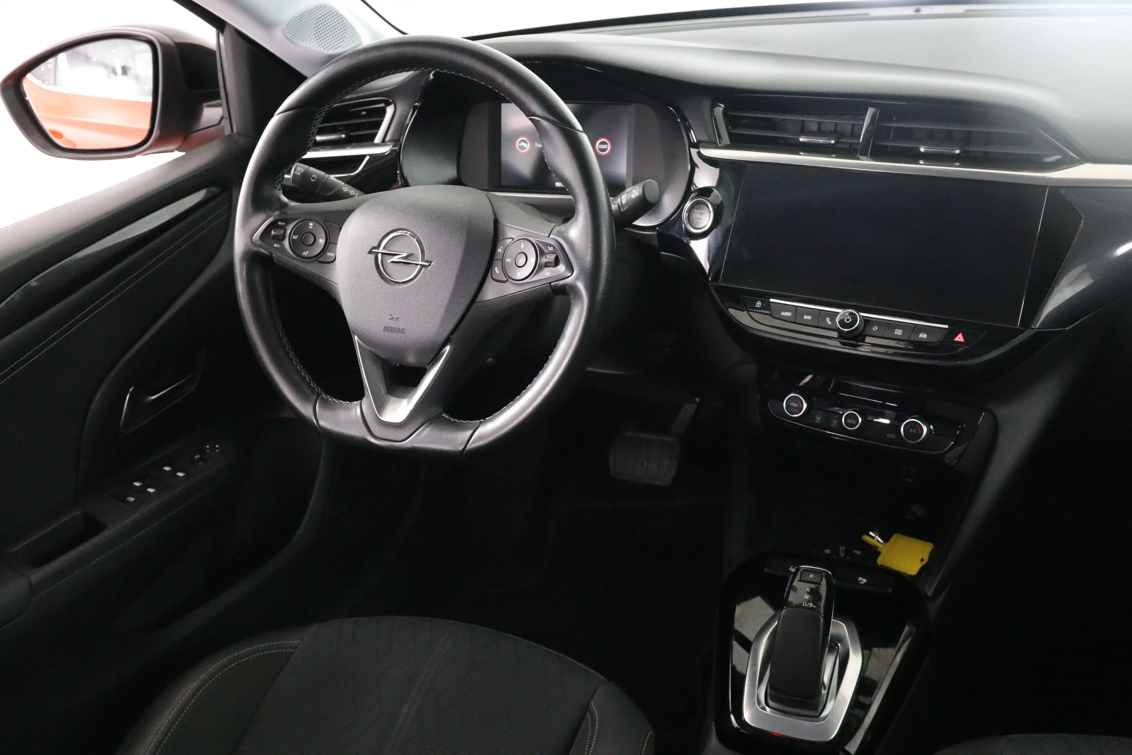 Opel Corsa-e Elegance 50 kWh | Adaptive Cruise | Keyless | Clim — photo 22