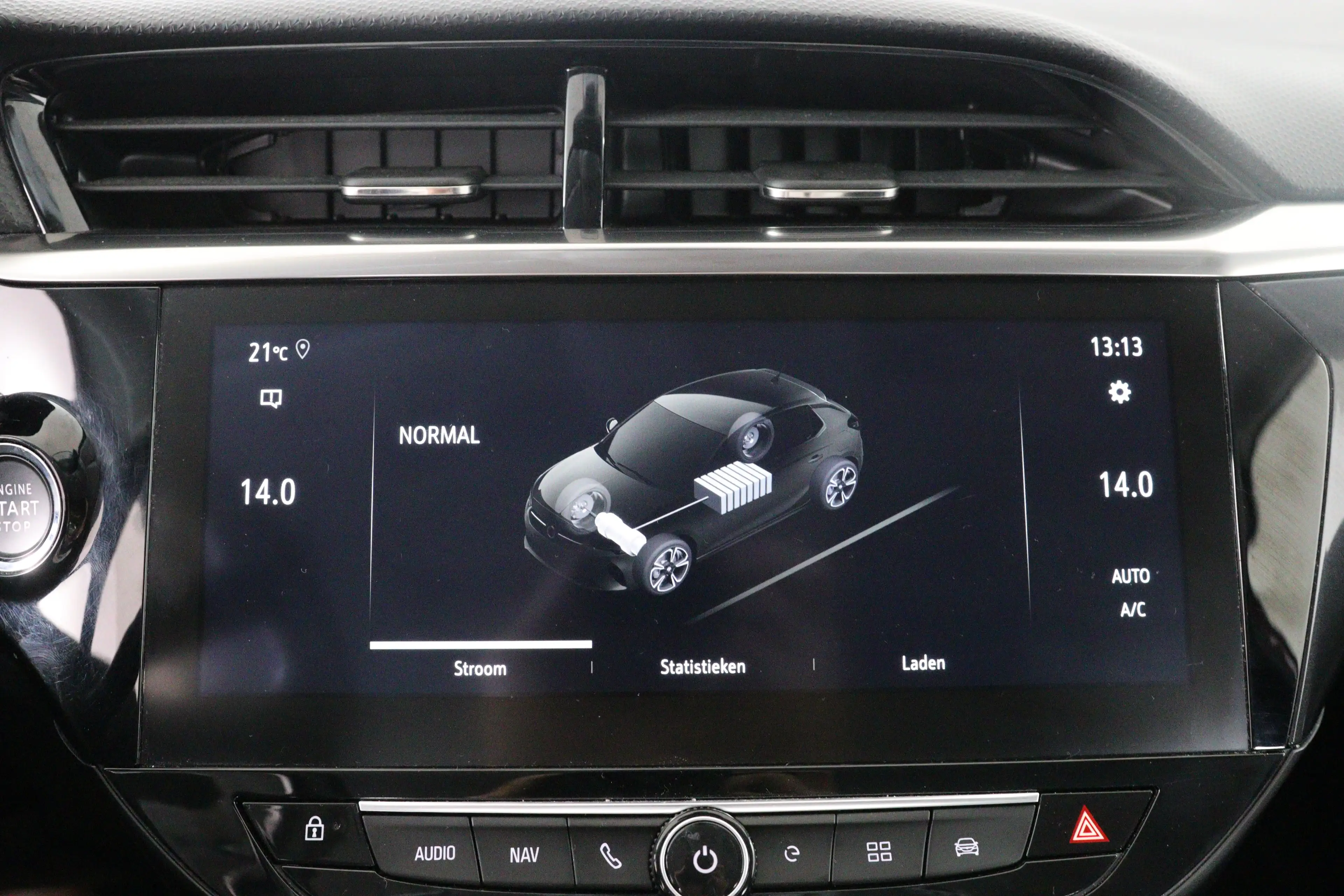Opel Corsa-e Elegance 50 kWh | Adaptive Cruise | Keyless | Clim — photo 33