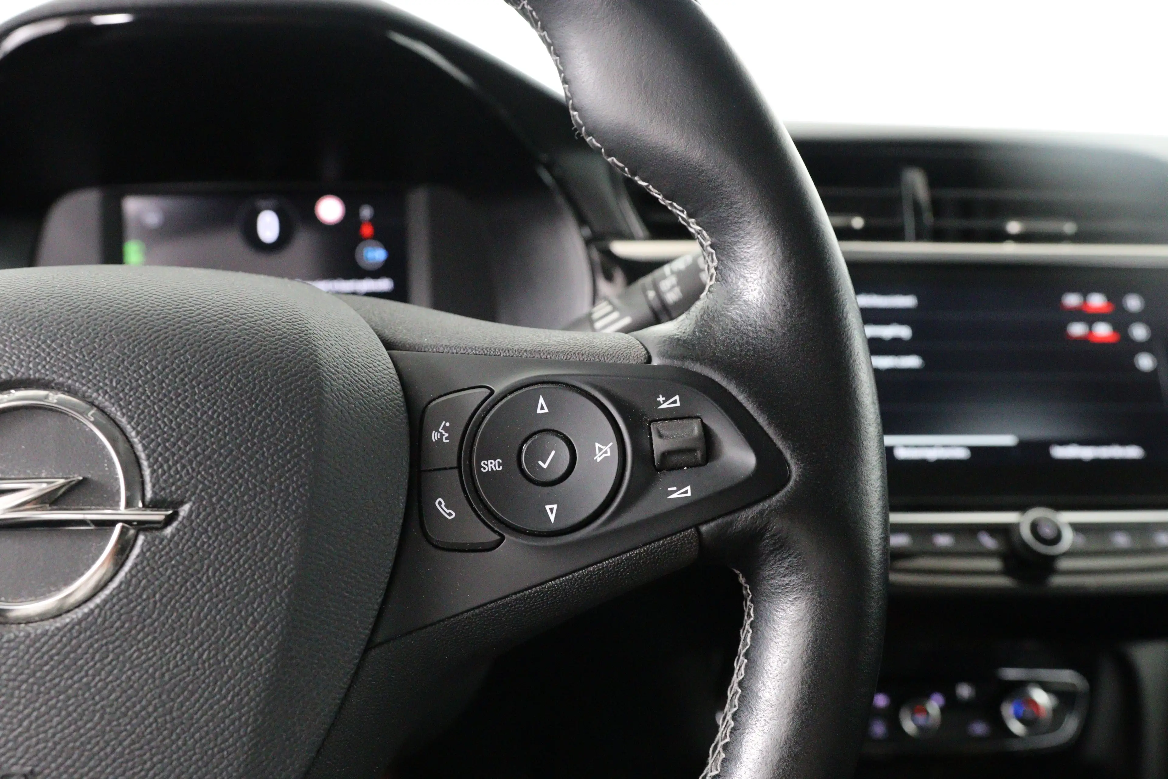 Opel Corsa-e Elegance 50 kWh | Adaptive Cruise | Keyless | Clim — photo 30