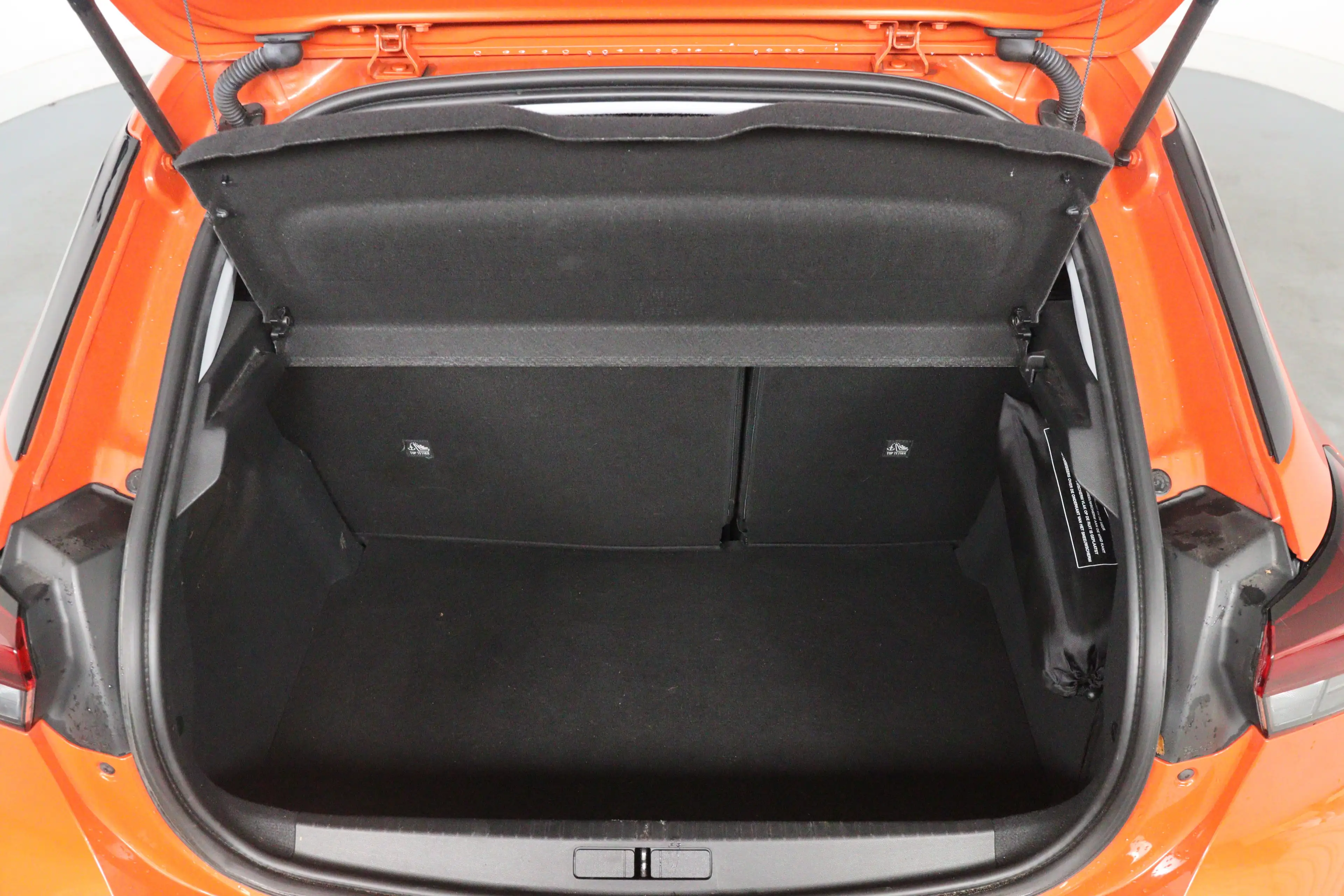 Opel Corsa-e Elegance 50 kWh | Adaptive Cruise | Keyless | Clim — photo 20