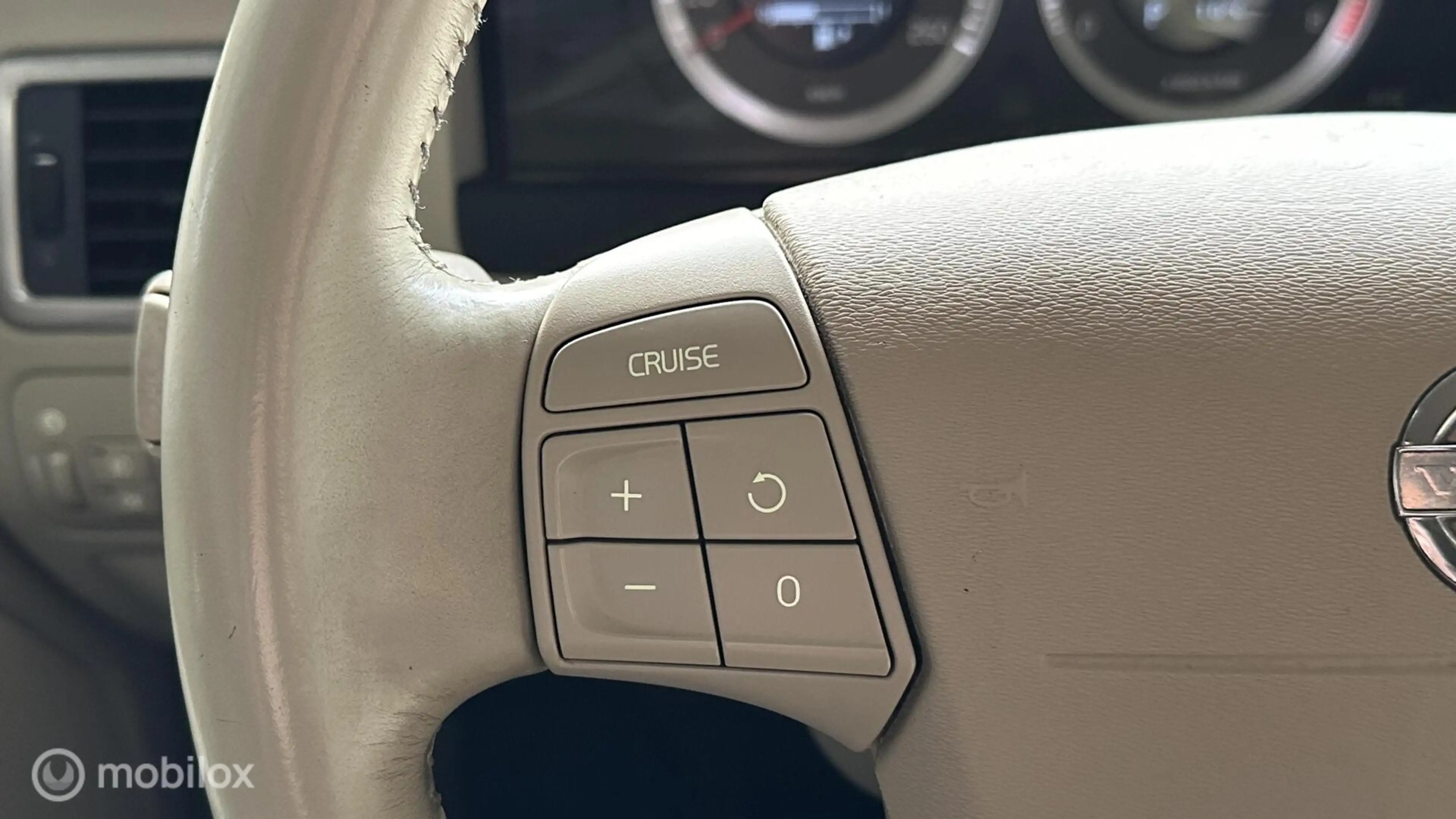 Volvo V70 3.0 T6 AWD Momentum NL AUTO / LEER — photo 15