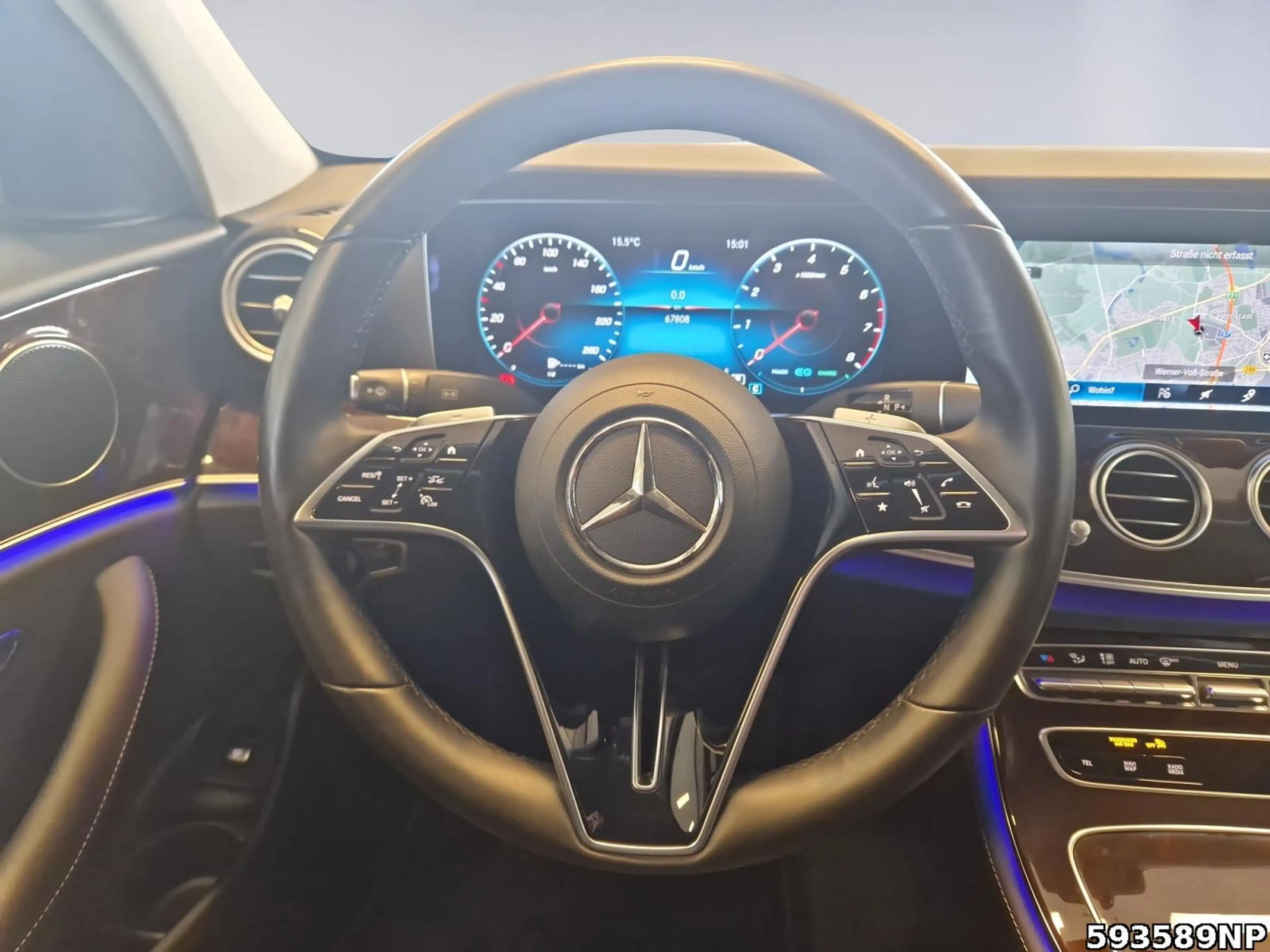 Mercedes-Benz E 450 4M Avantgarde 360° Distronic LED Ambiente — photo 9