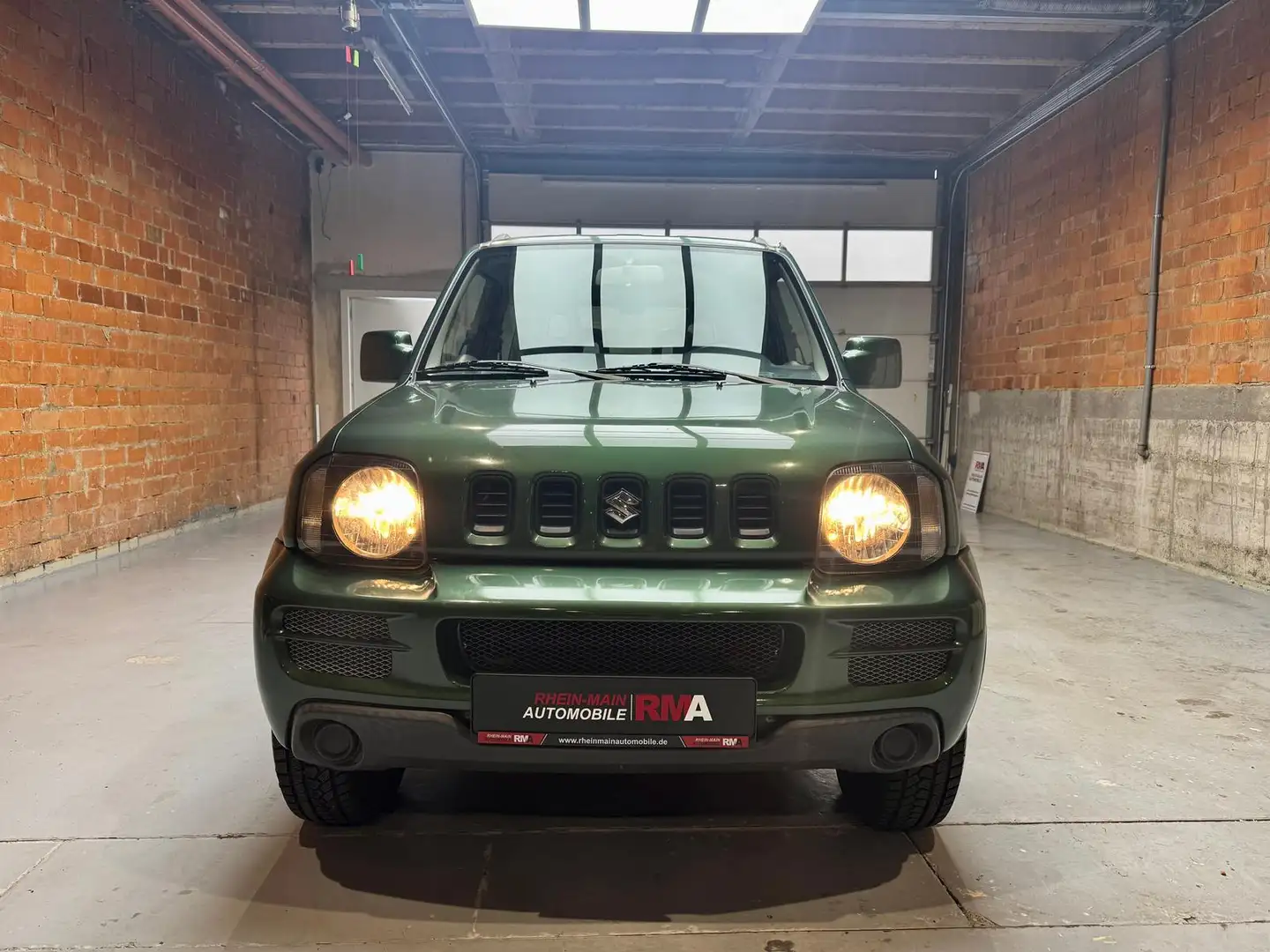 Suzuki Jimny Ranger Lim. 1.3 KAT Metallic+AHK+1. HAND+ Grün - 2
