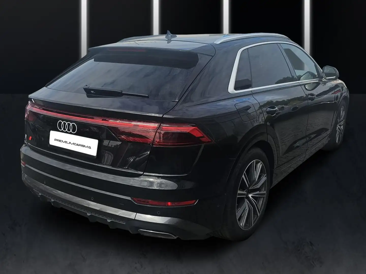 Audi Q8 50 TDI quattro Noir - 2