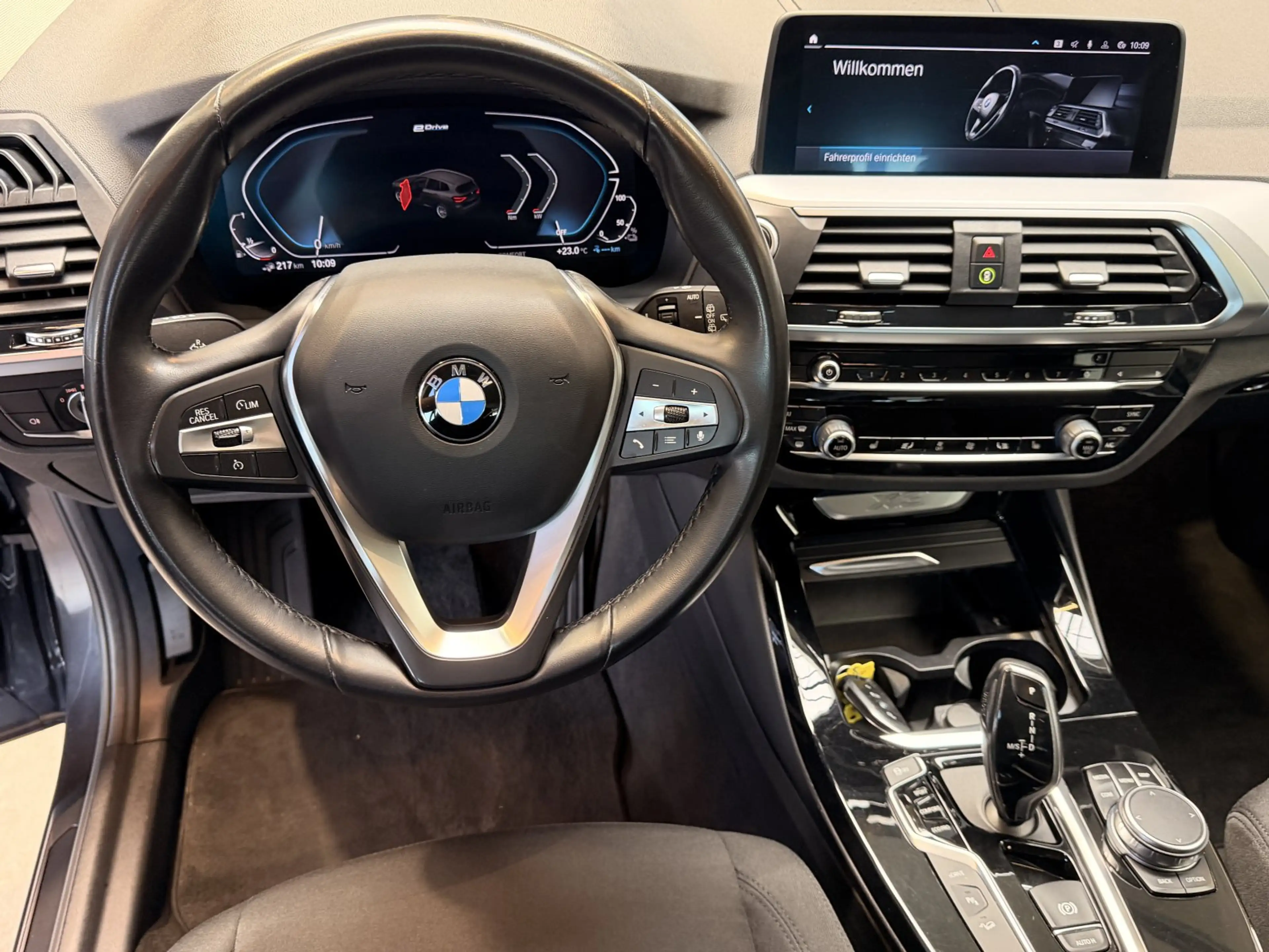 BMW X3 xDrive30e Advantage — photo 8