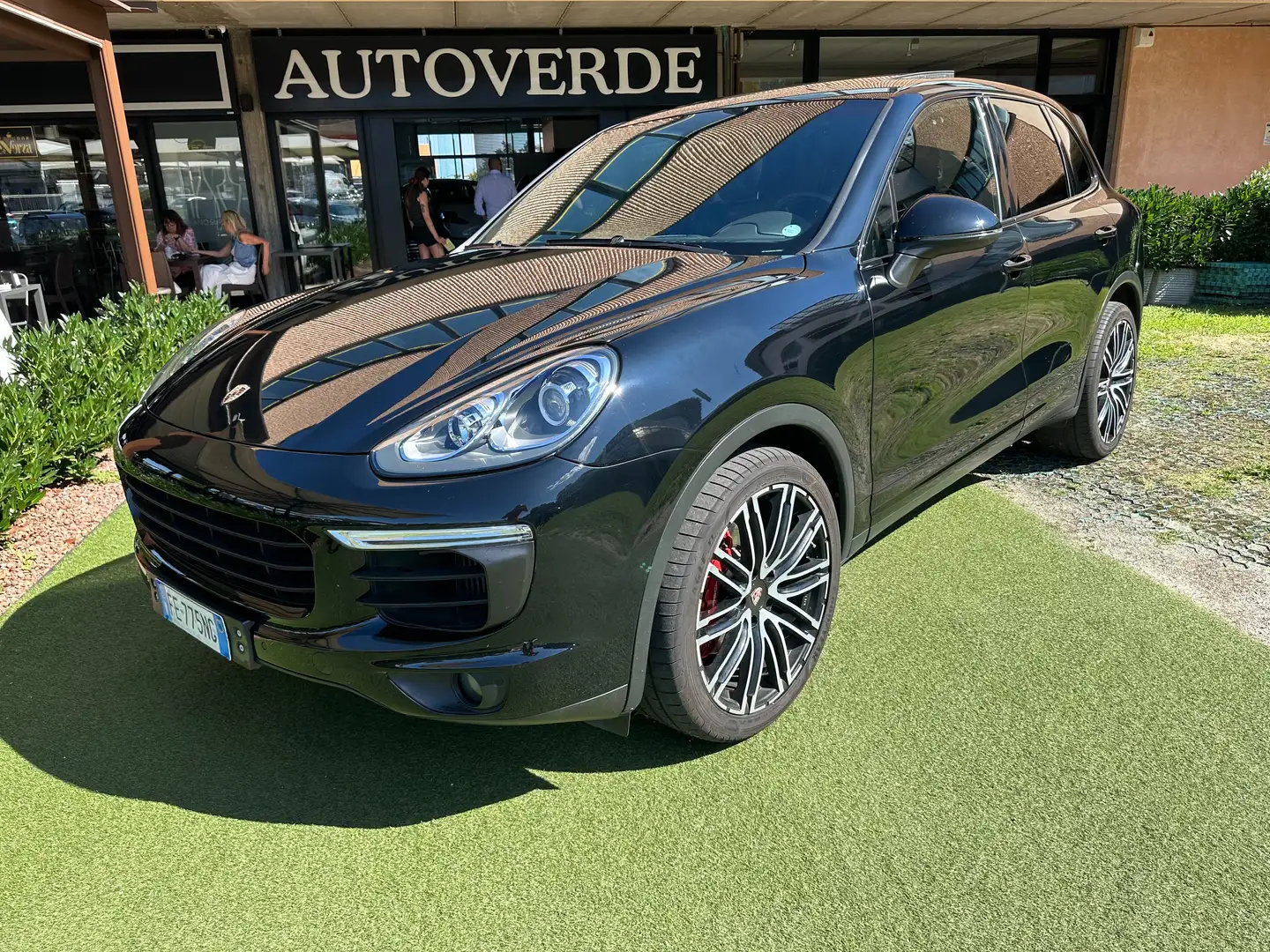 Porsche Cayenne 3.0 Diesel 263CV Platinum IVA ESP per COMMERCIANTI Nero - 1