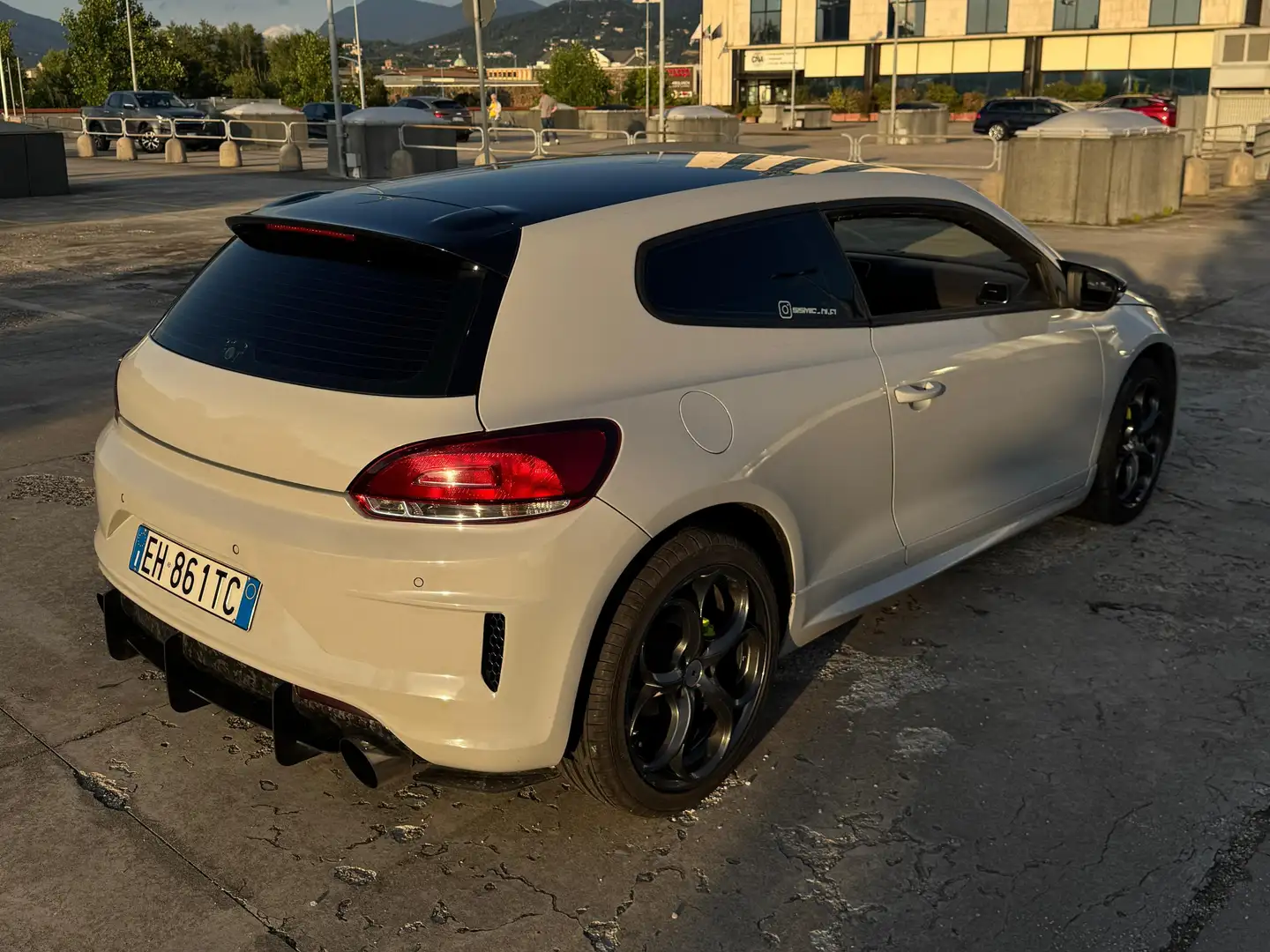 Volkswagen Scirocco Scirocco 2.0 tdi Plateado - 1