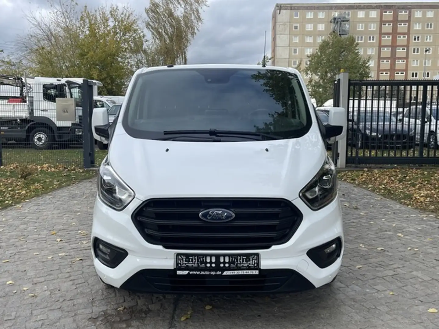 Ford Transit Custom 300 2.0 TDCi Weiß - 2