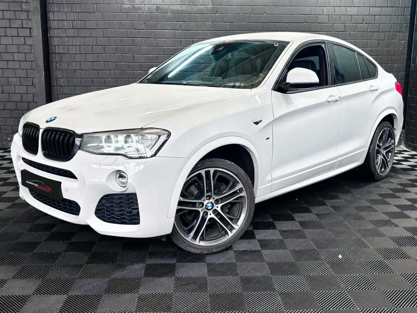 BMW X4 xDrive 20 D M Sport *Caméra* *Attelage* *Hayon* Blanc - 1