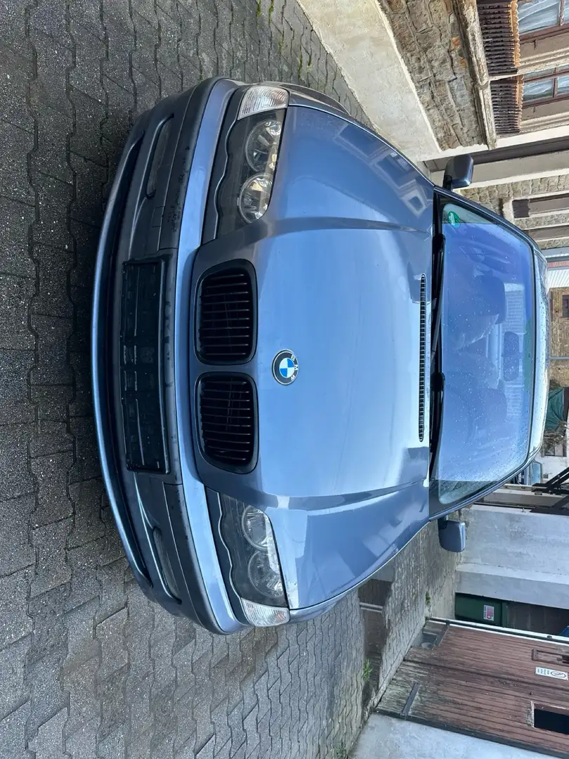 BMW 318 318i Bleu - 1