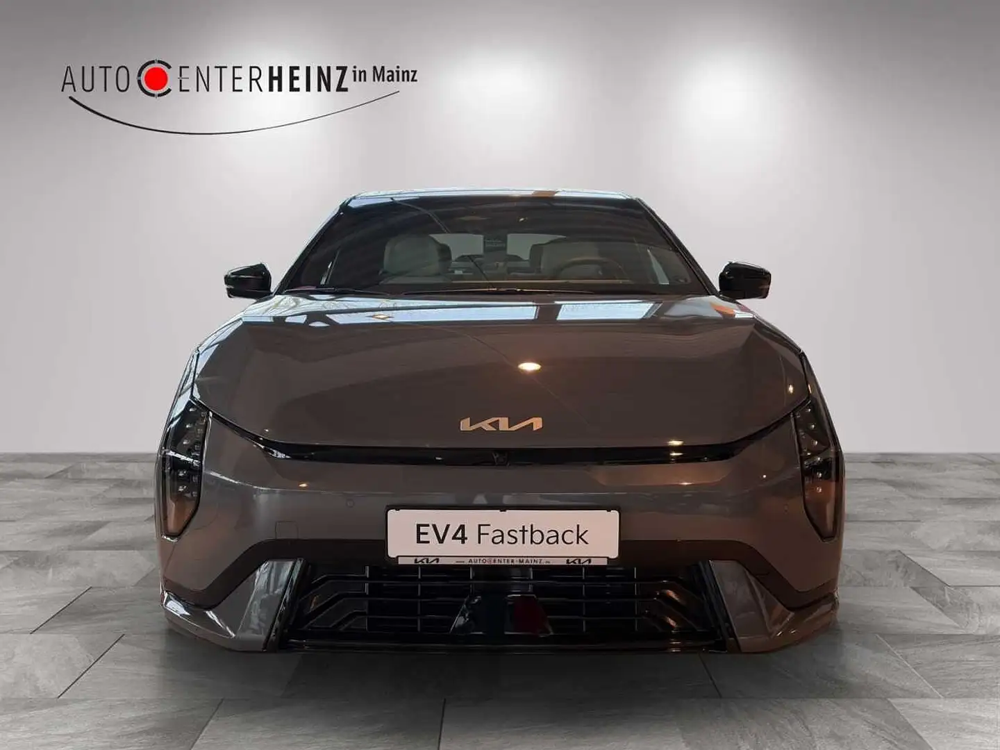 Kia EV4 Fastback 81,4-kWh GT-Line DWP-COM-CON Grijs - 2
