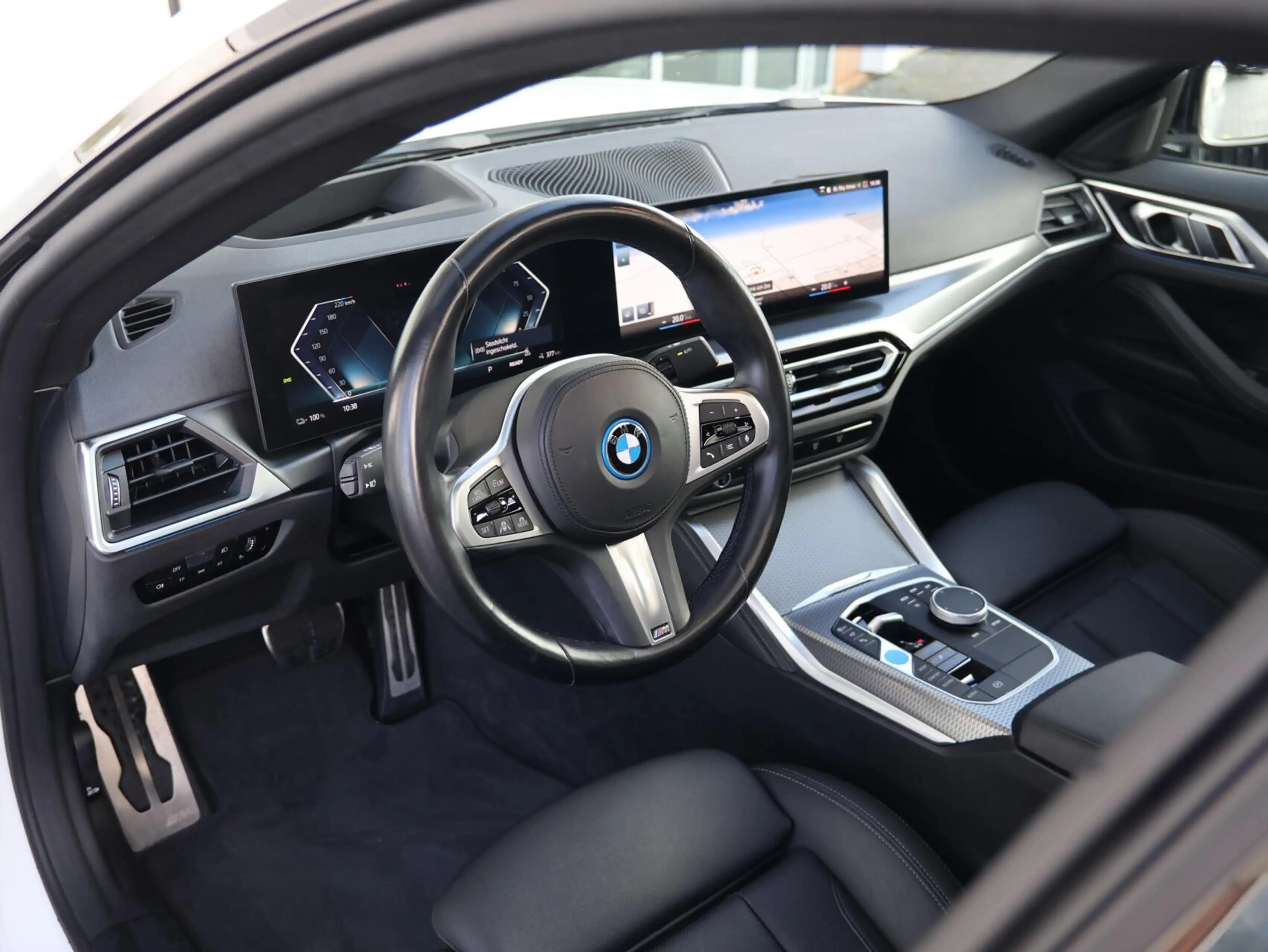 BMW i4 eDrive35 High Executive M Sport|Schuifdak|360 Came — photo 4