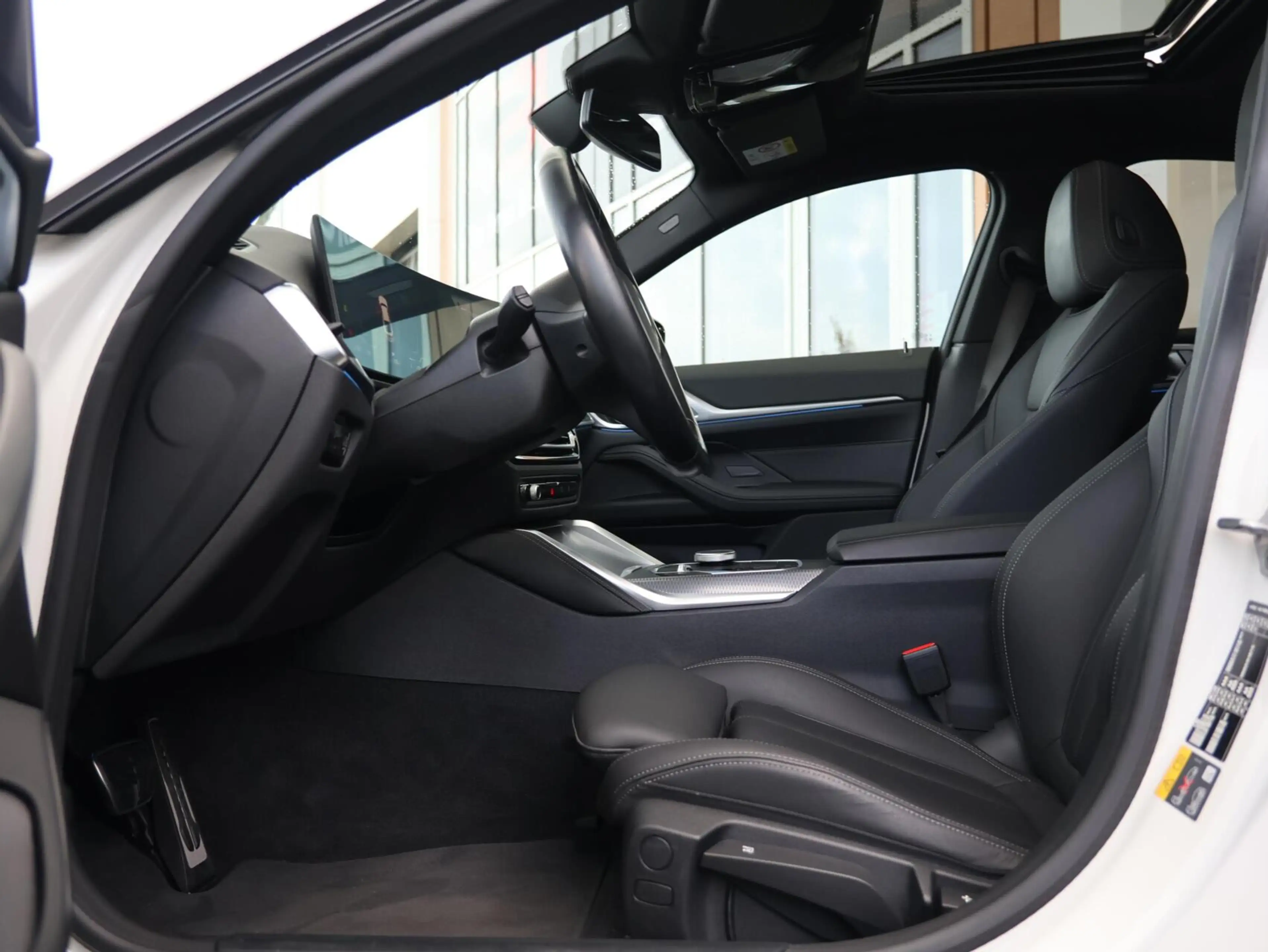 BMW i4 eDrive35 High Executive M Sport|Schuifdak|360 Came — photo 5