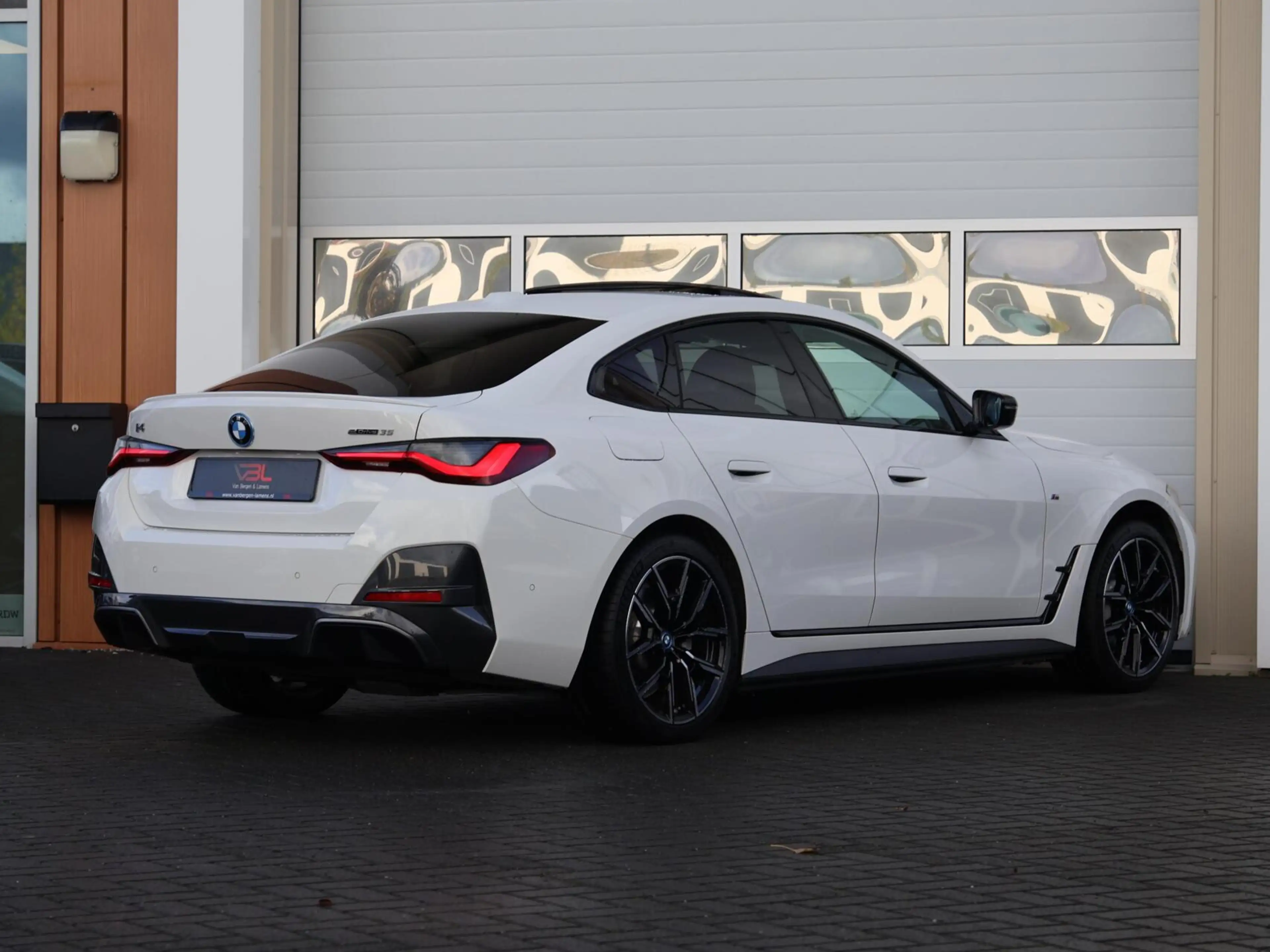 BMW i4 eDrive35 High Executive M Sport|Schuifdak|360 Came — photo 25
