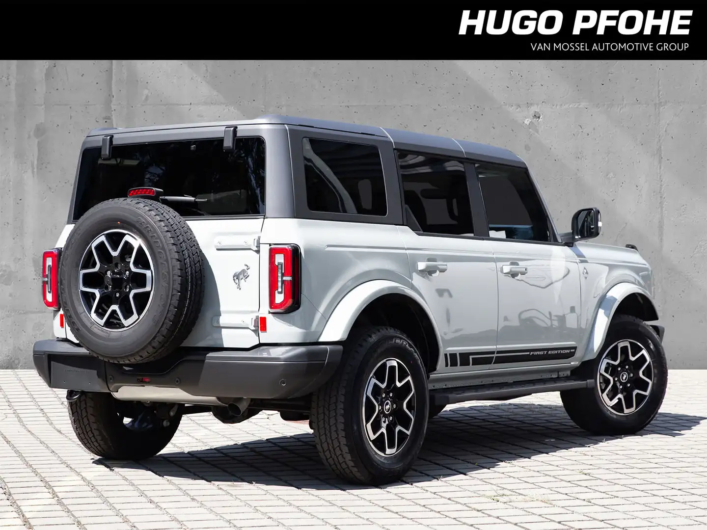 Ford Bronco Outer Banks 2.7 l EcoBoost 4x4 Automatik Grau - 2