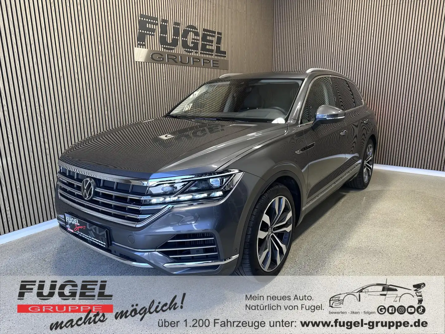 Volkswagen Touareg 3.0 V6 eHybrid Luft|Pano|AHK|21"|360°|Headup|Leder Grau - 1
