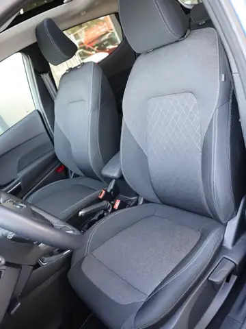 Ford Fiesta view 11