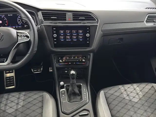 Volkswagen Tiguan Allspace view 10