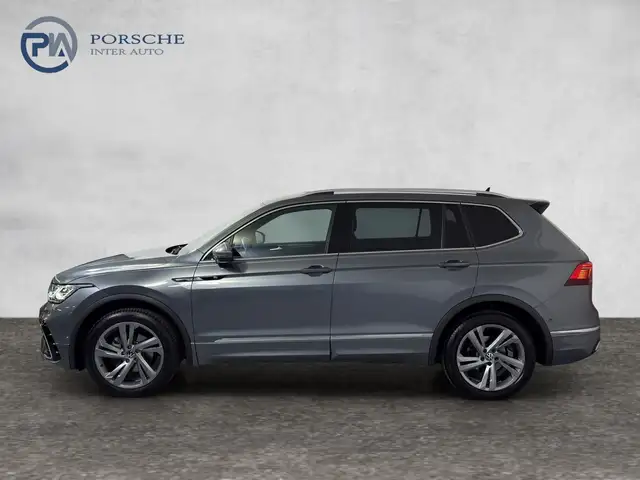 Volkswagen Tiguan Allspace view 3