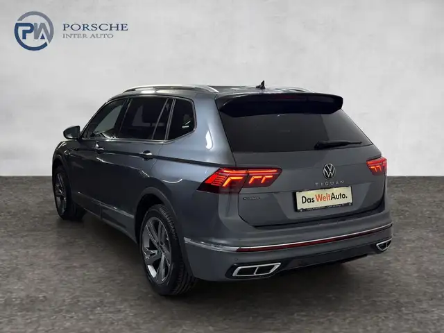 Volkswagen Tiguan Allspace view 4