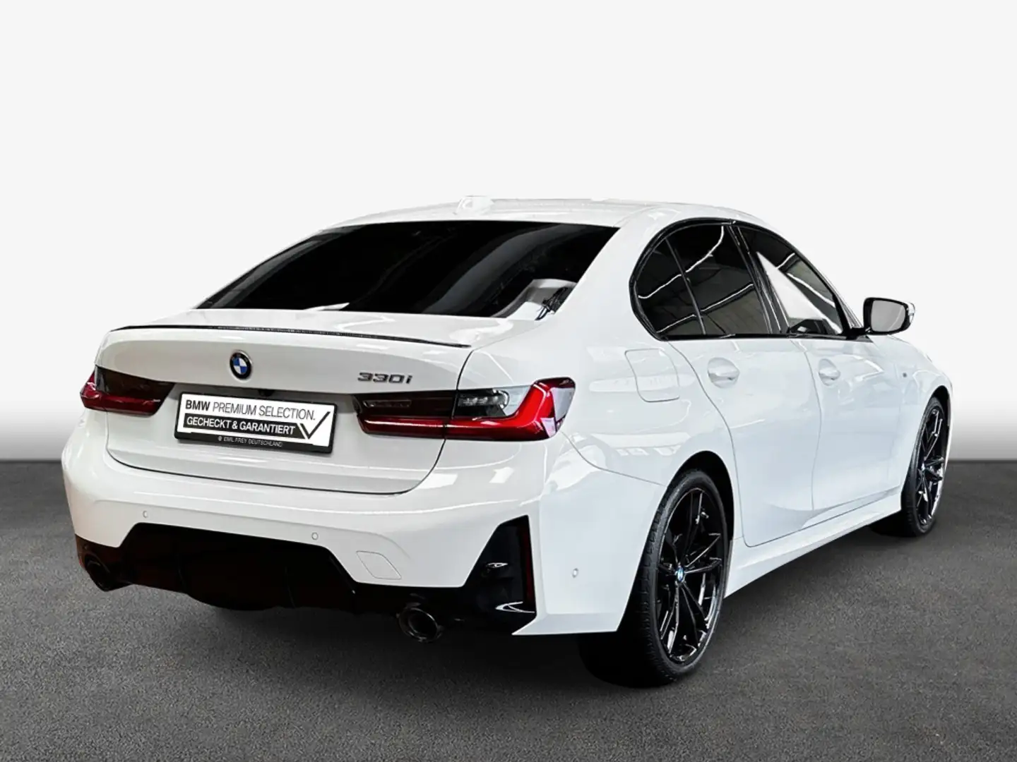 BMW 330 i Aut., M Sportpaket, LED, SHZ, Glasd. Weiß - 2