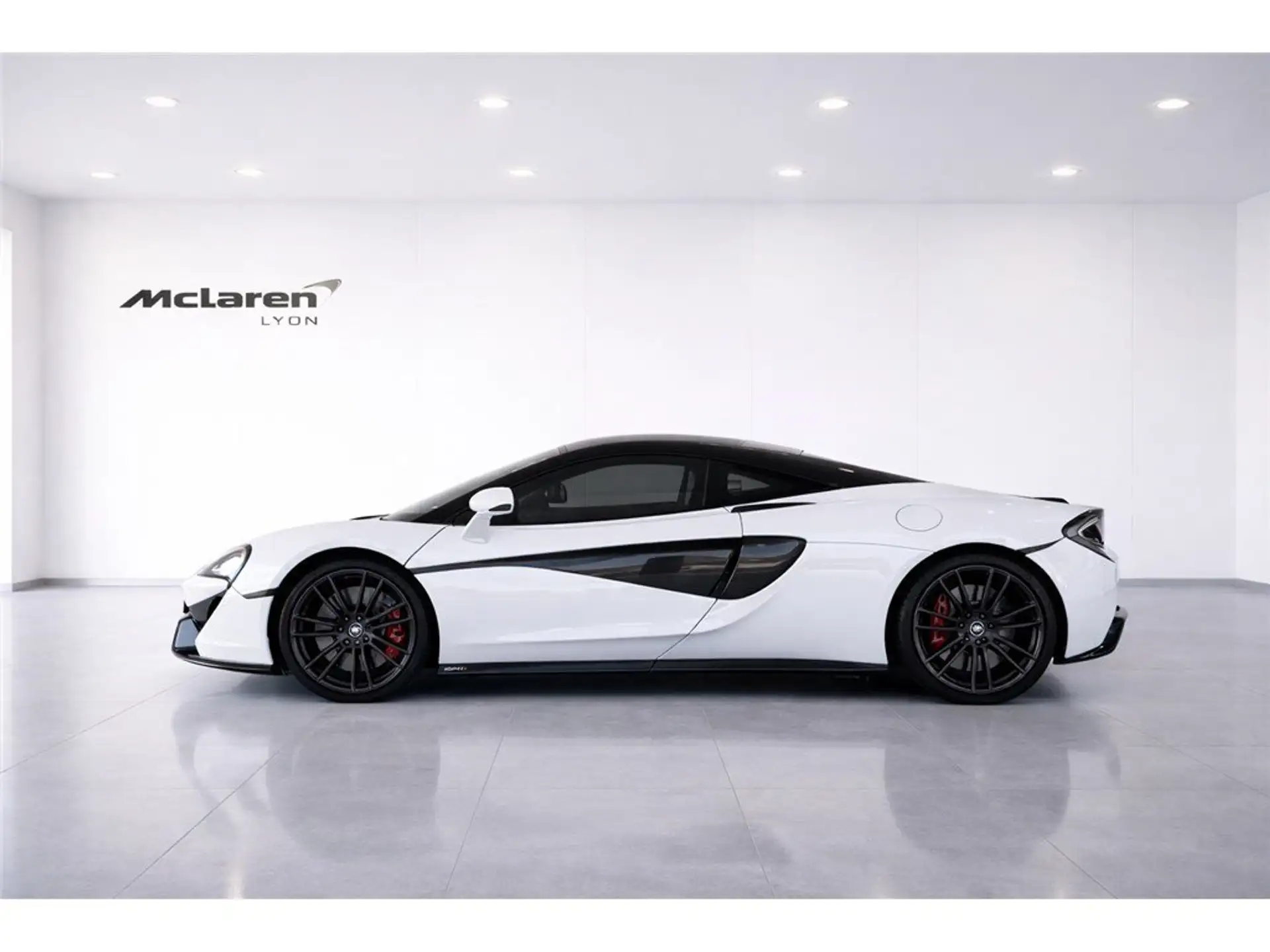 맥라렌 570S 570 Sport Coupe 2016 흰색 사진 2