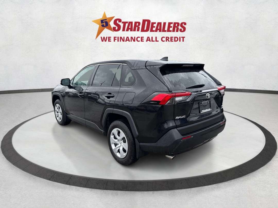 2024 Toyota RAV4 LE AWD CERTIFIED ! MINT! WE FINANCE ALL CREDIT — снимка 1
