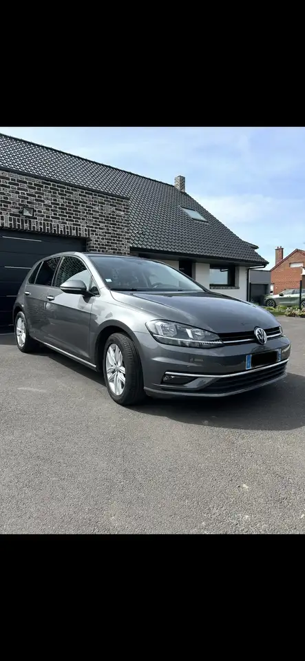 Volkswagen Golf Standard Model — photo 3