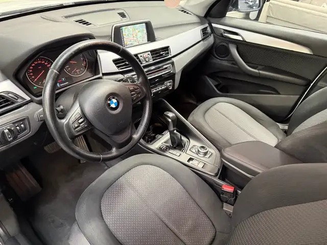 BMW X1 view 13