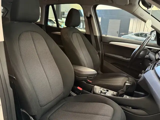 BMW X1 view 10