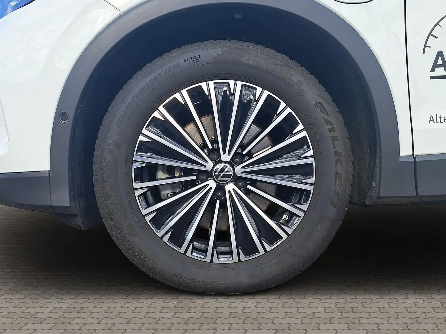 Volkswagen Tiguan Elegance 1.5 eHybrid OPF Weiß - 2