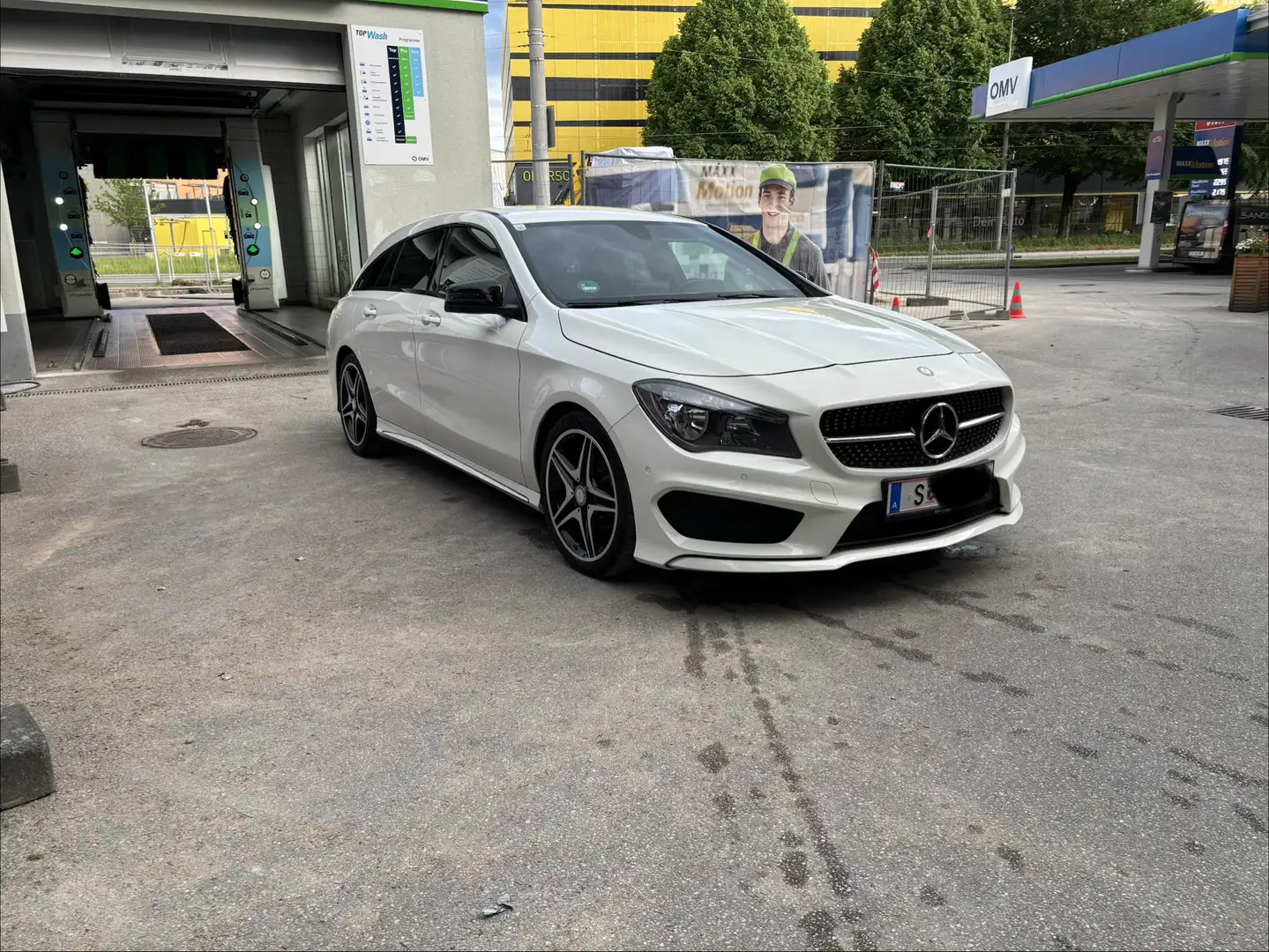 Mercedes-Benz CLA 180 d Shooting Brake - 1