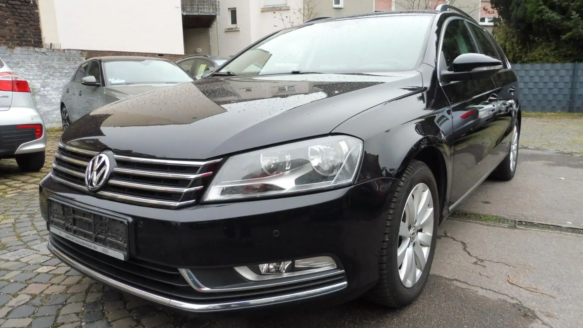 Volkswagen Passat Variant Comfortline BlueMotion, Automatik Schwarz - 1