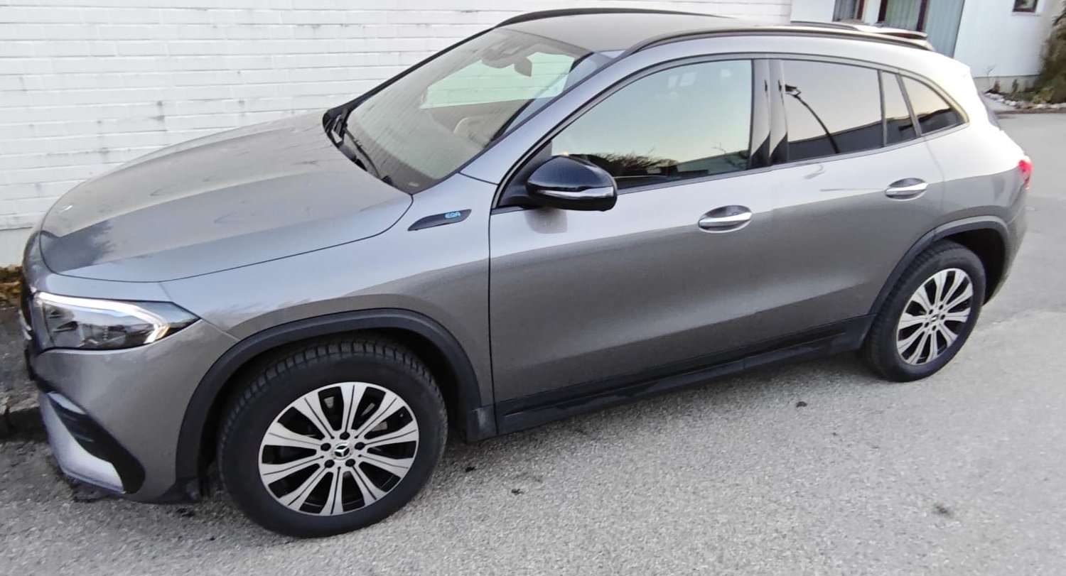 Second hand Mercedes Benz Eqa 