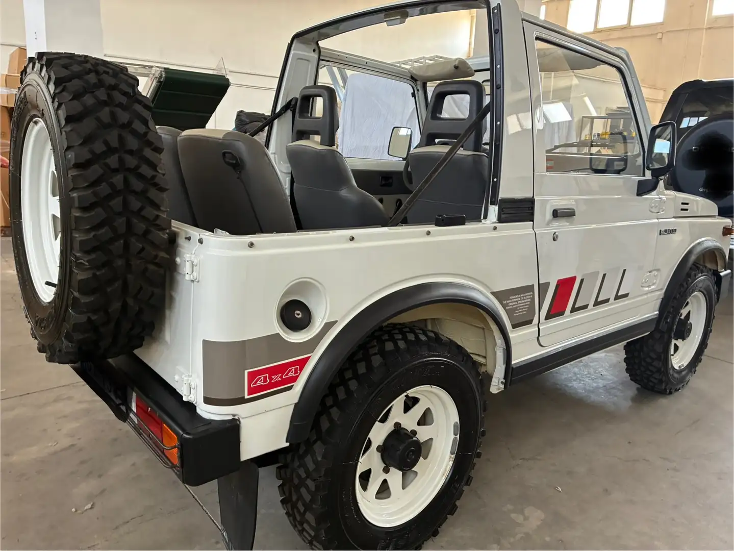 Suzuki SJ 410 Cabrio 1.0 De Luxe - 2