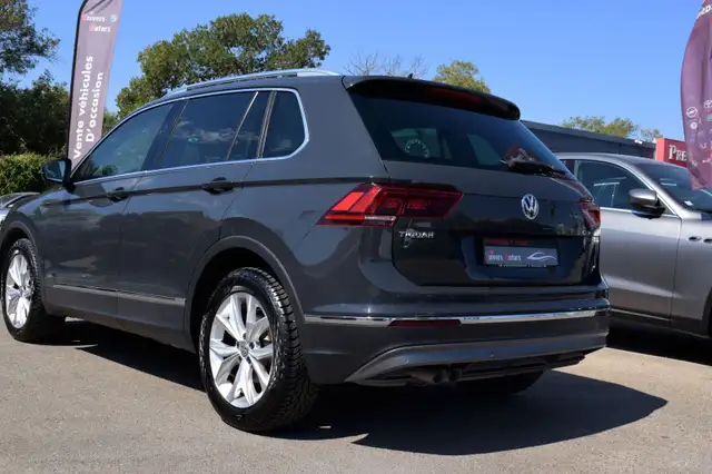 Volkswagen Tiguan view 6