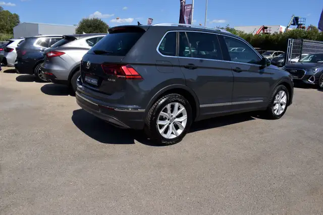 Volkswagen Tiguan view 15