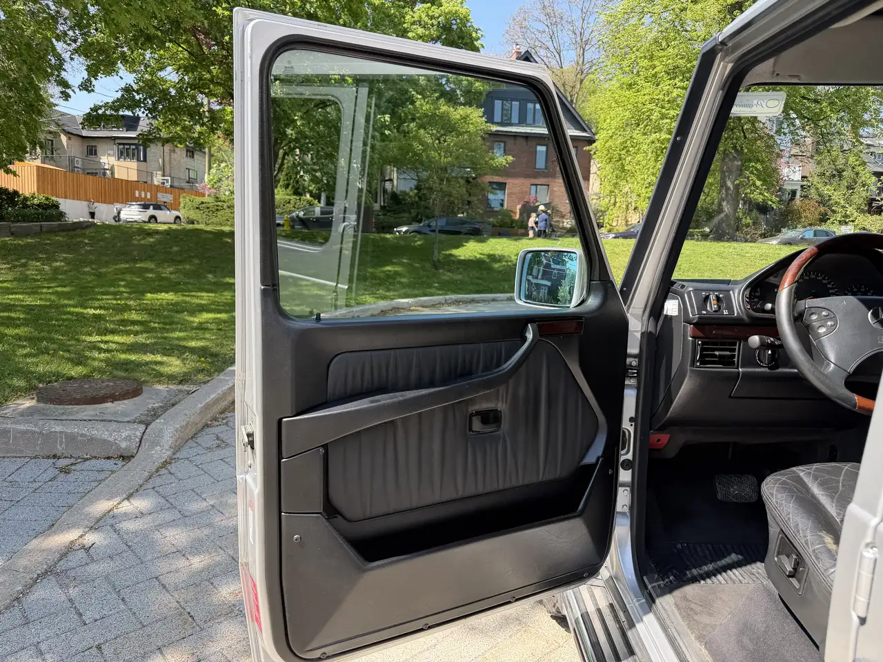Mercedes-Benz G-Class снимка Mercedes-Benz G-Class
