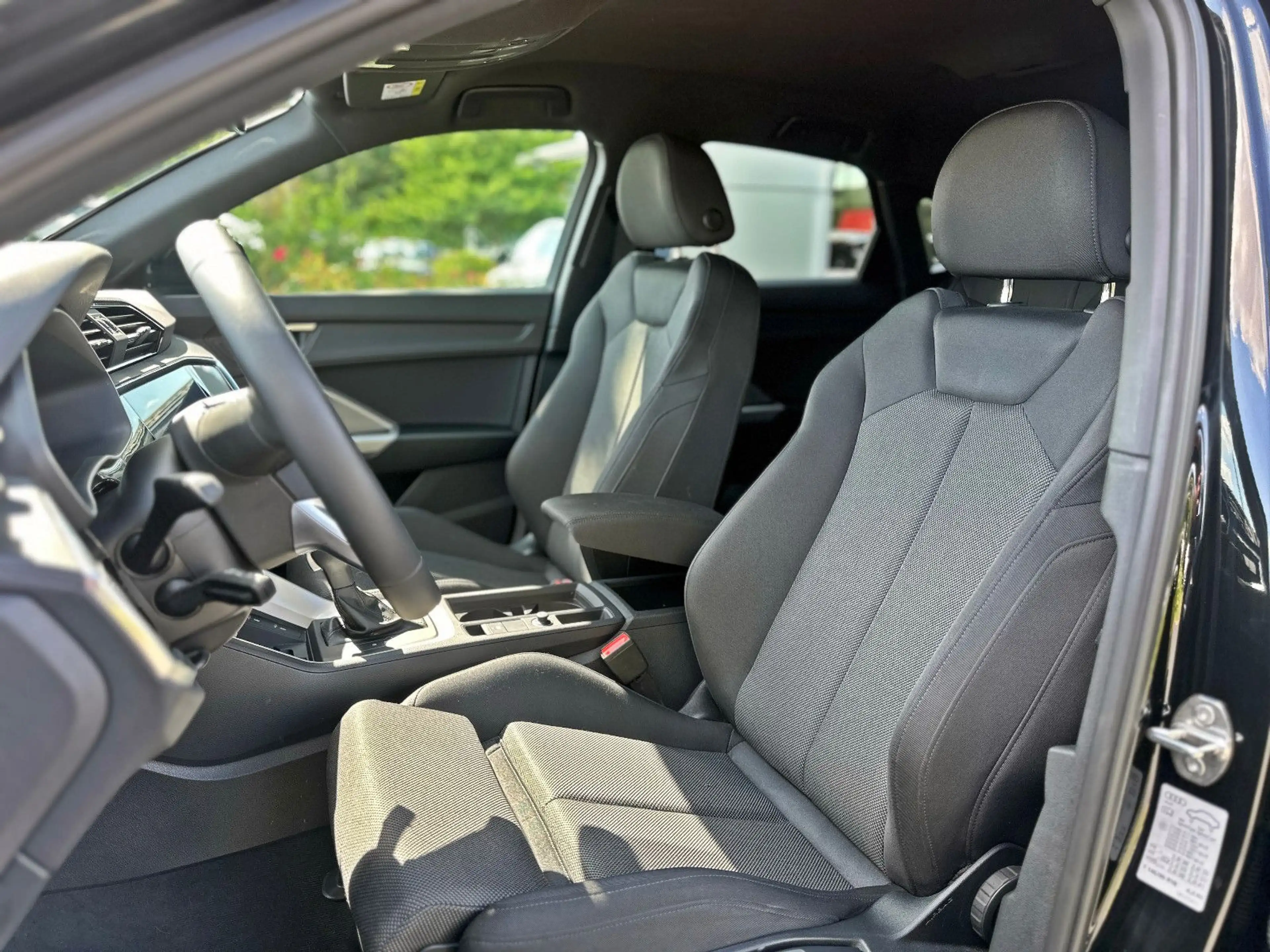 Audi Q3 Sportback 35TFSI S LINE BLACK LED NAV+ ACC VC — photo 10