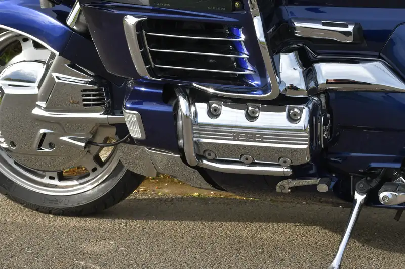 Honda GL 1500 - foto 2