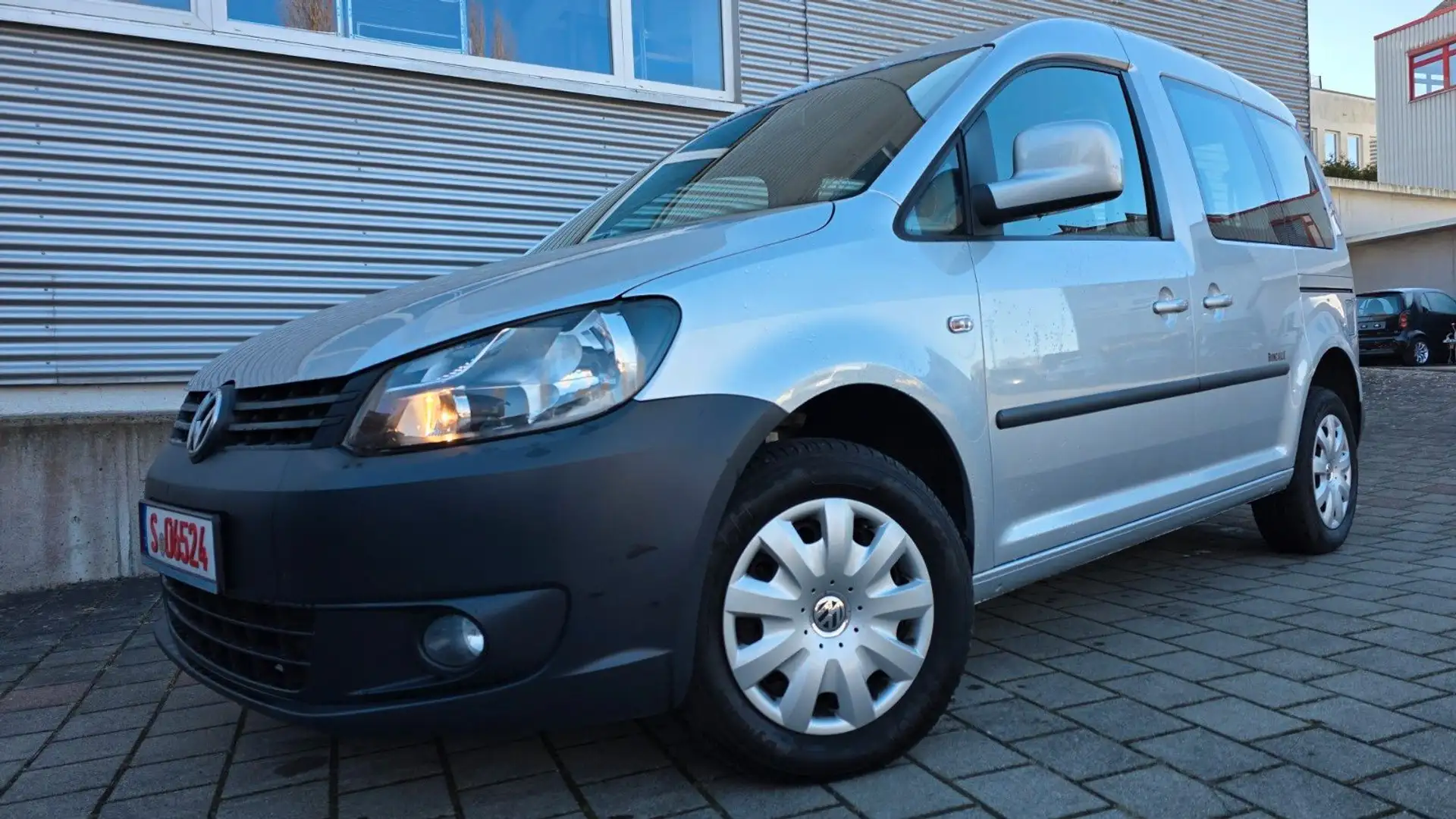 Volkswagen Caddy TDI+TÜV+GARANTIE+PARKS+KLIMA+1HAND+SCHECKH Silber - 1