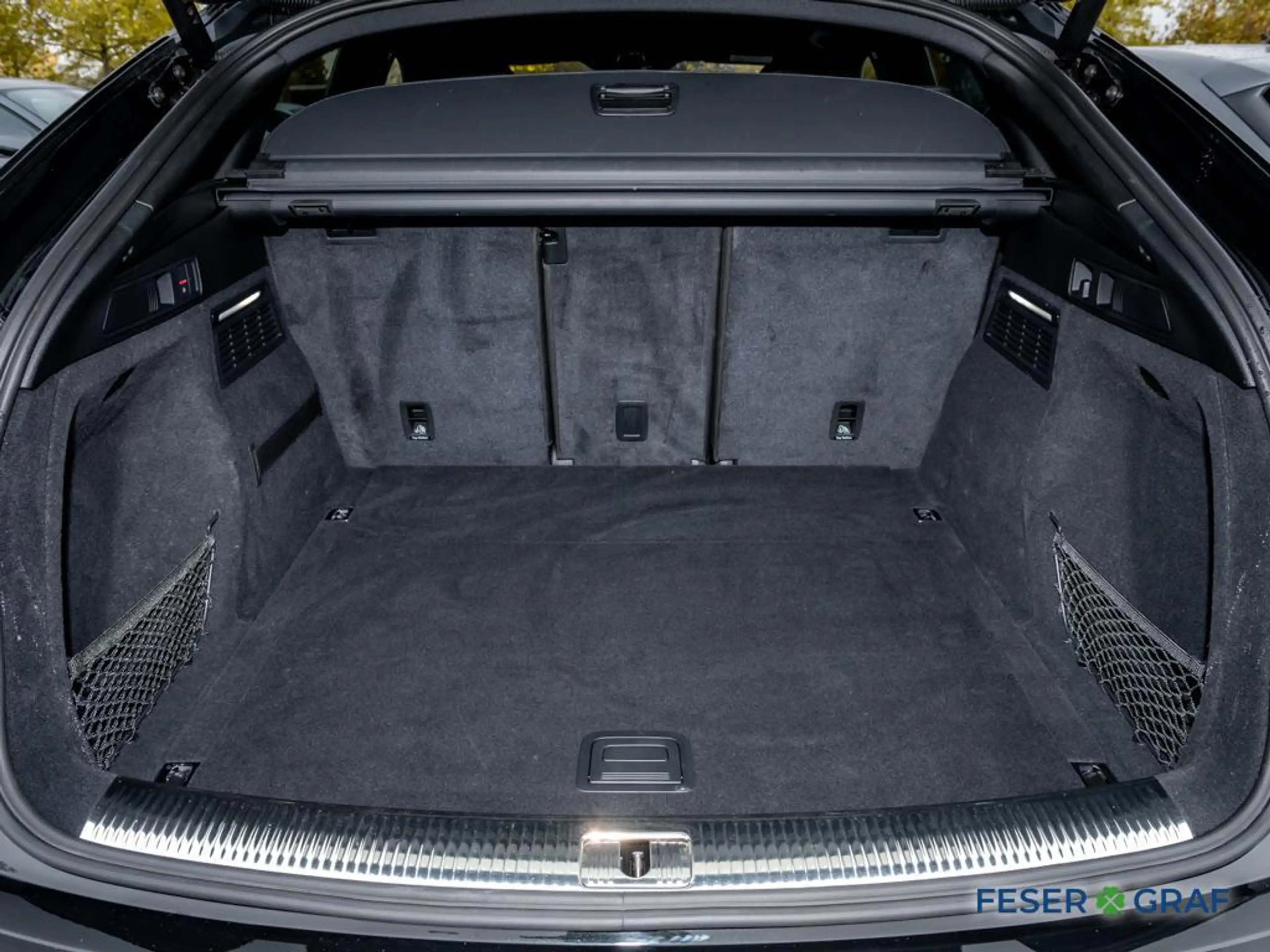 Audi Q5 SB 40TFSI 2x S line/Matrix/HuD/AHK/360°/Pano — photo 9