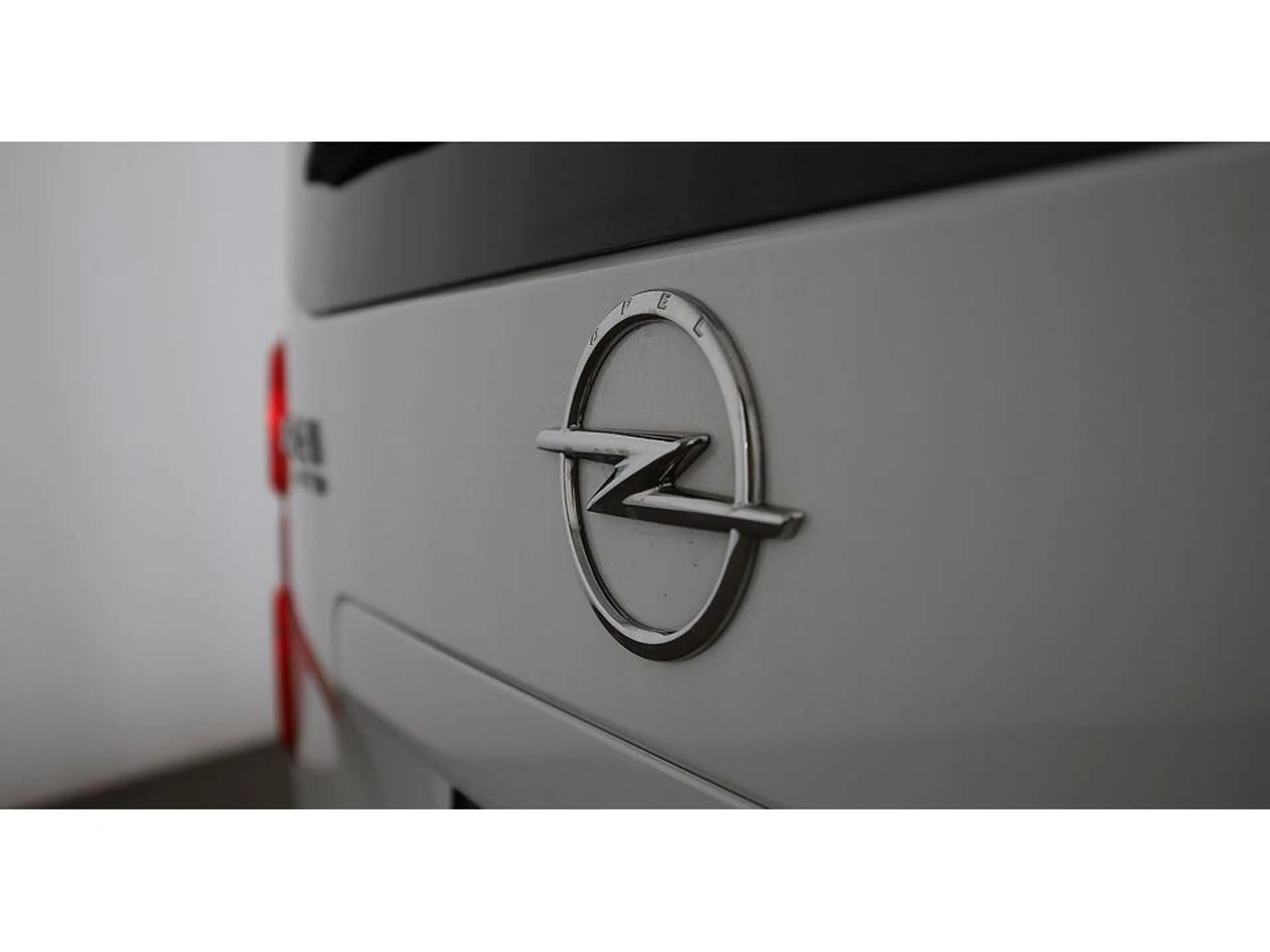 Opel Zafira Life 2.0 D Edition M XENON TEMPOMAT KLIMA — photo 8