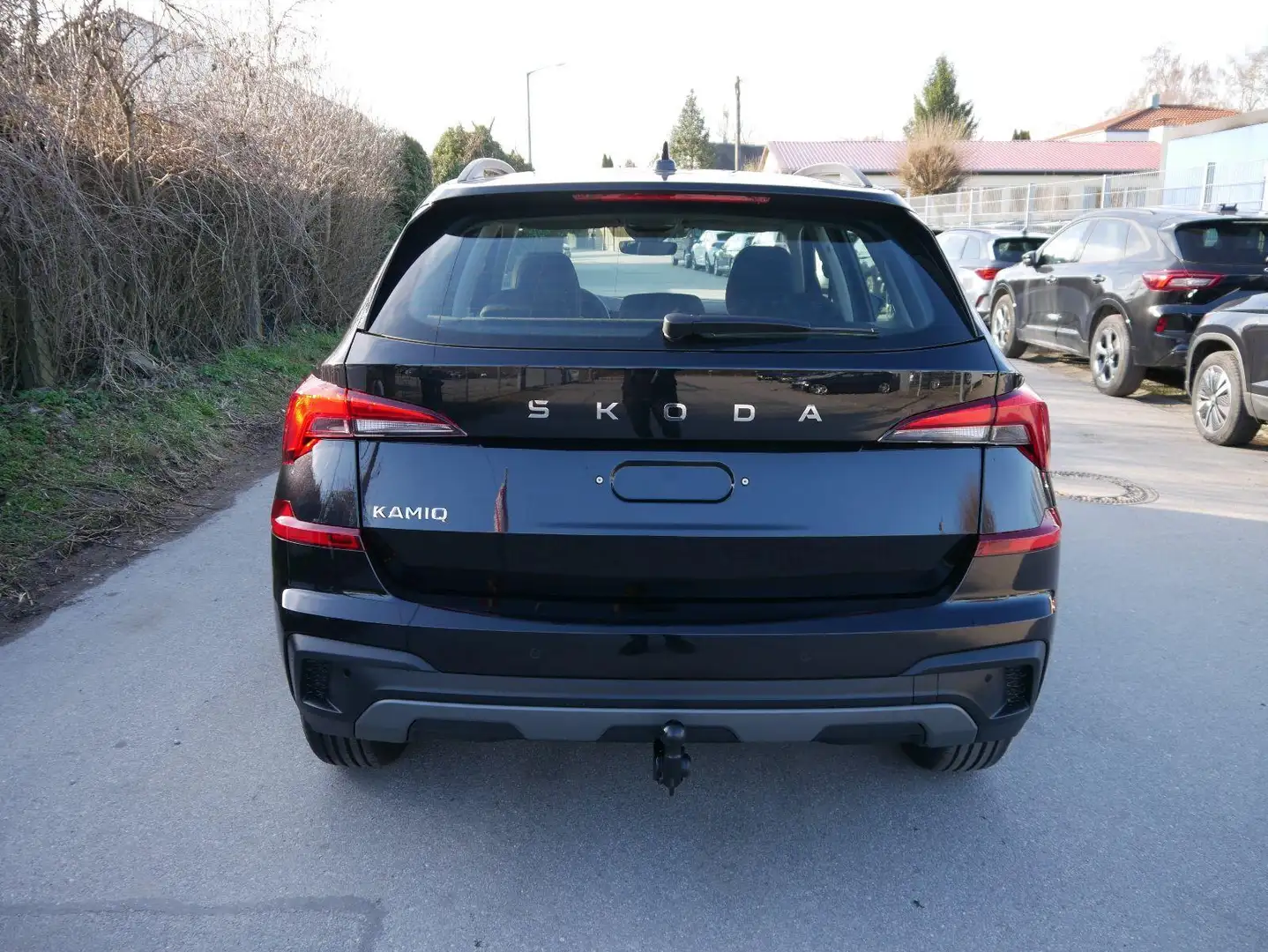 Skoda Kamiq Selection 1.5 TSI DSG*AHK-SCHWENKBAR*PDC-HI*LED... Schwarz - 2