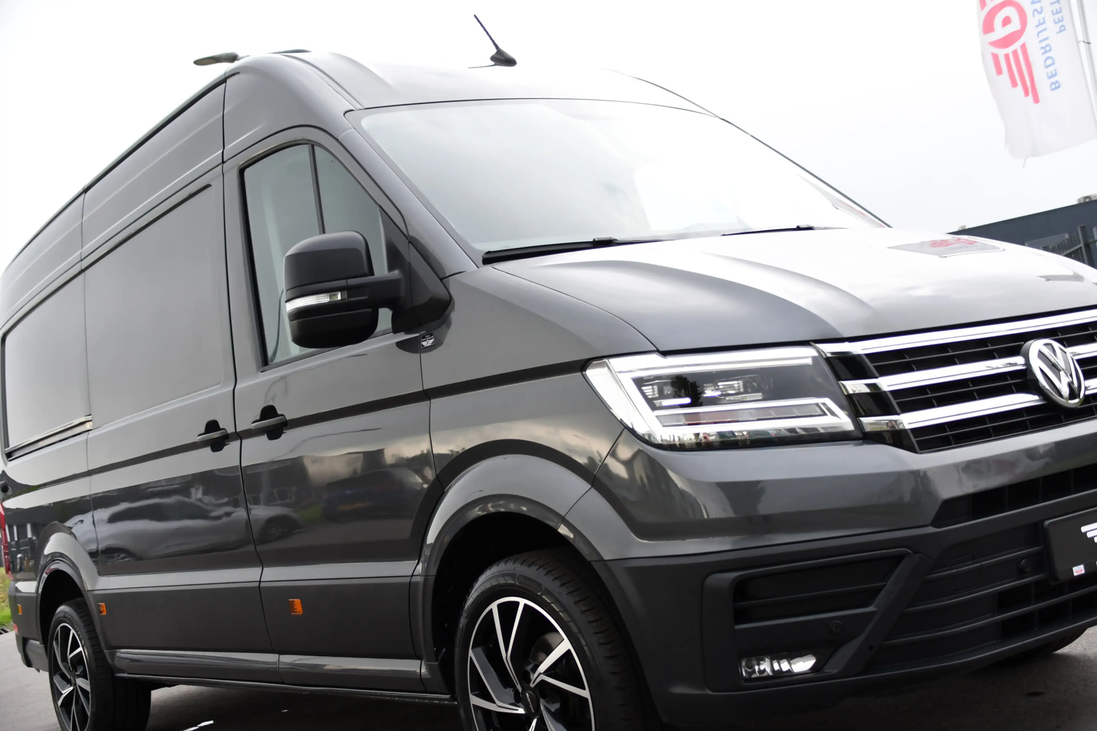 Volkswagen Crafter 35 2.0 TDI L3H3 Highline Cruise, Carplay, LED, Aut — photo 16