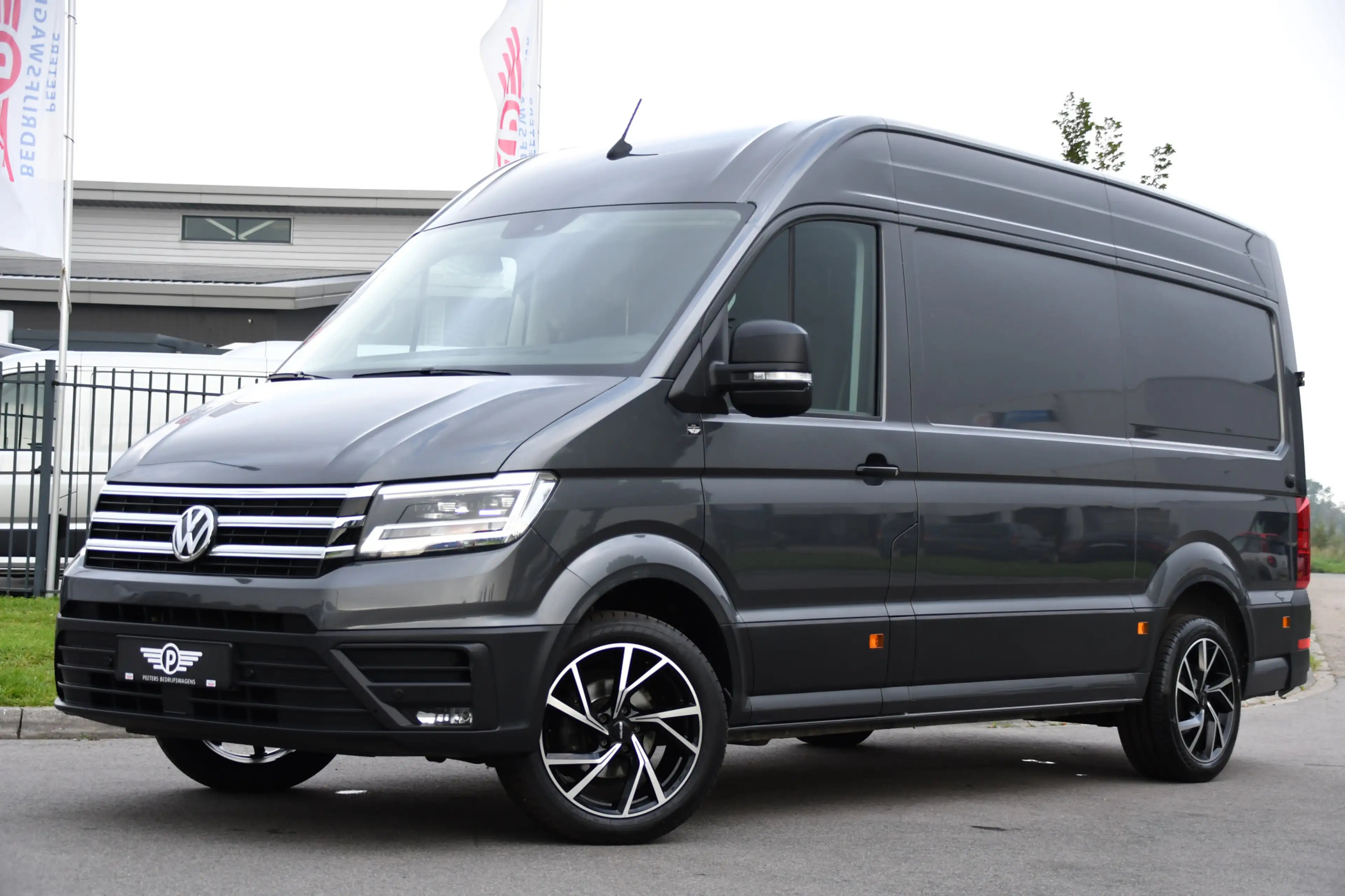 Volkswagen Crafter 35 2.0 TDI L3H3 Highline Cruise, Carplay, LED, Aut — photo 4