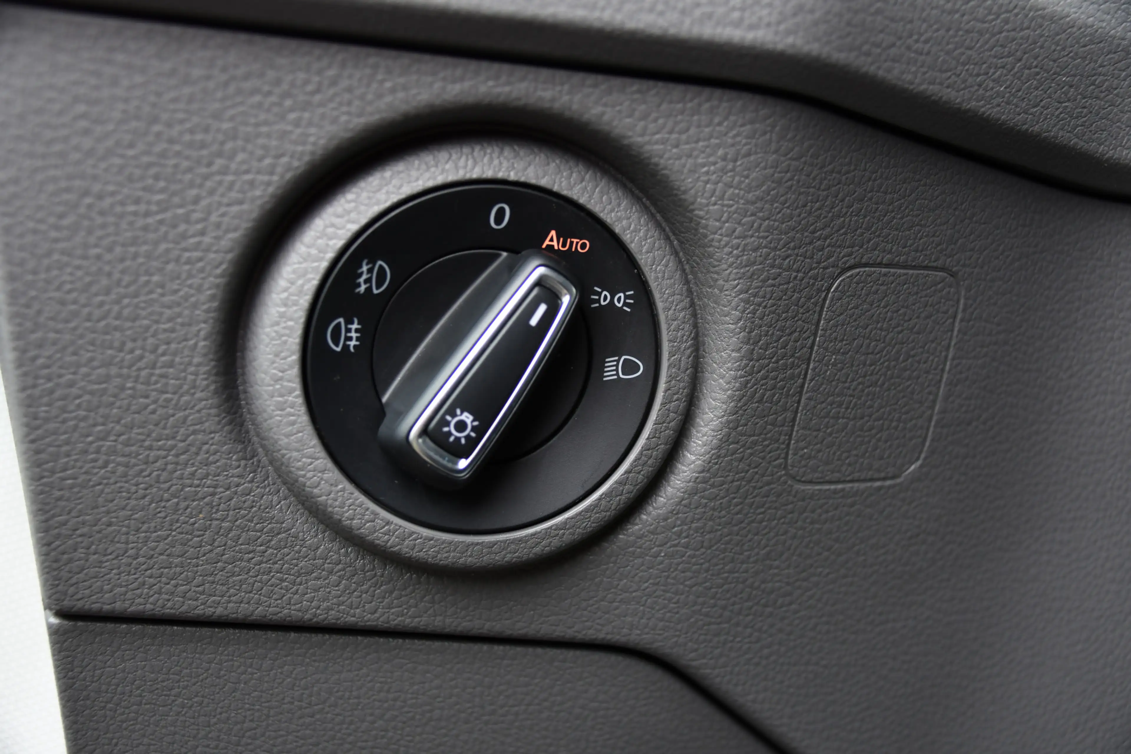 Volkswagen Crafter 35 2.0 TDI L3H3 Highline Cruise, Carplay, LED, Aut — photo 27